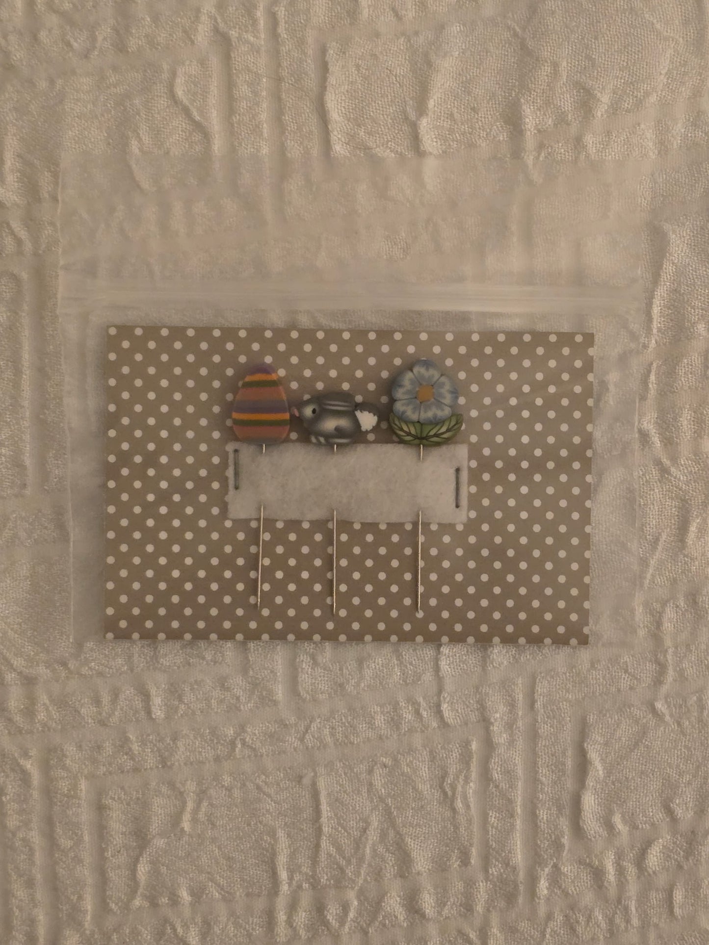 Puntini Puntini - Egg, Gray Rabbit, Flower Pin Set - Notions - Nashville Needlework Market 2026
