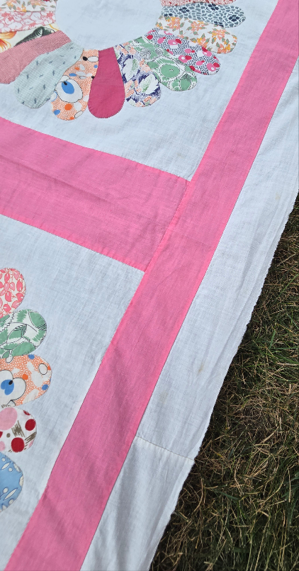 Vintage Dresden Plate Quilt Top