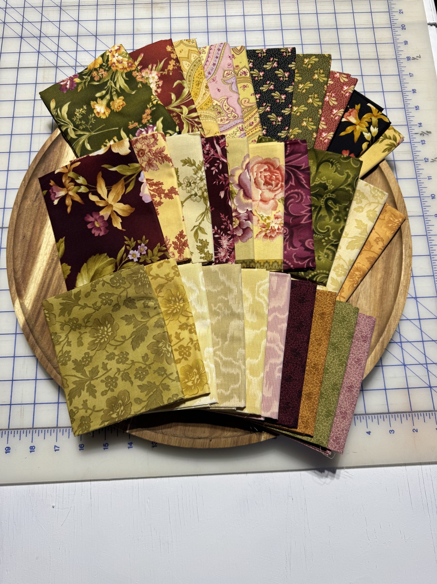 Benartex - Classically Home “Aspen” - Quilting Fabric - 30 piece Fat Quarter Bundle