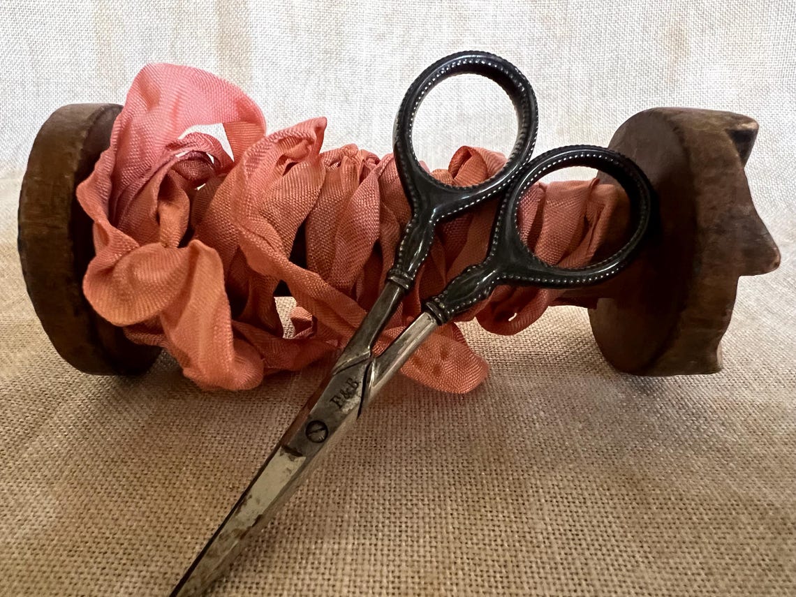 1/2" Crinkle Ribbon - 3 yards - Shakespeare's Primitive Red