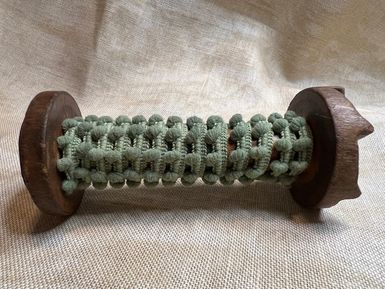 Pom Pom - 1 yard - Snow White's Forest