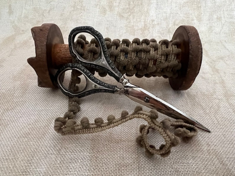 Mini Pom Pom - 1 yard - Mermaid's Firewood