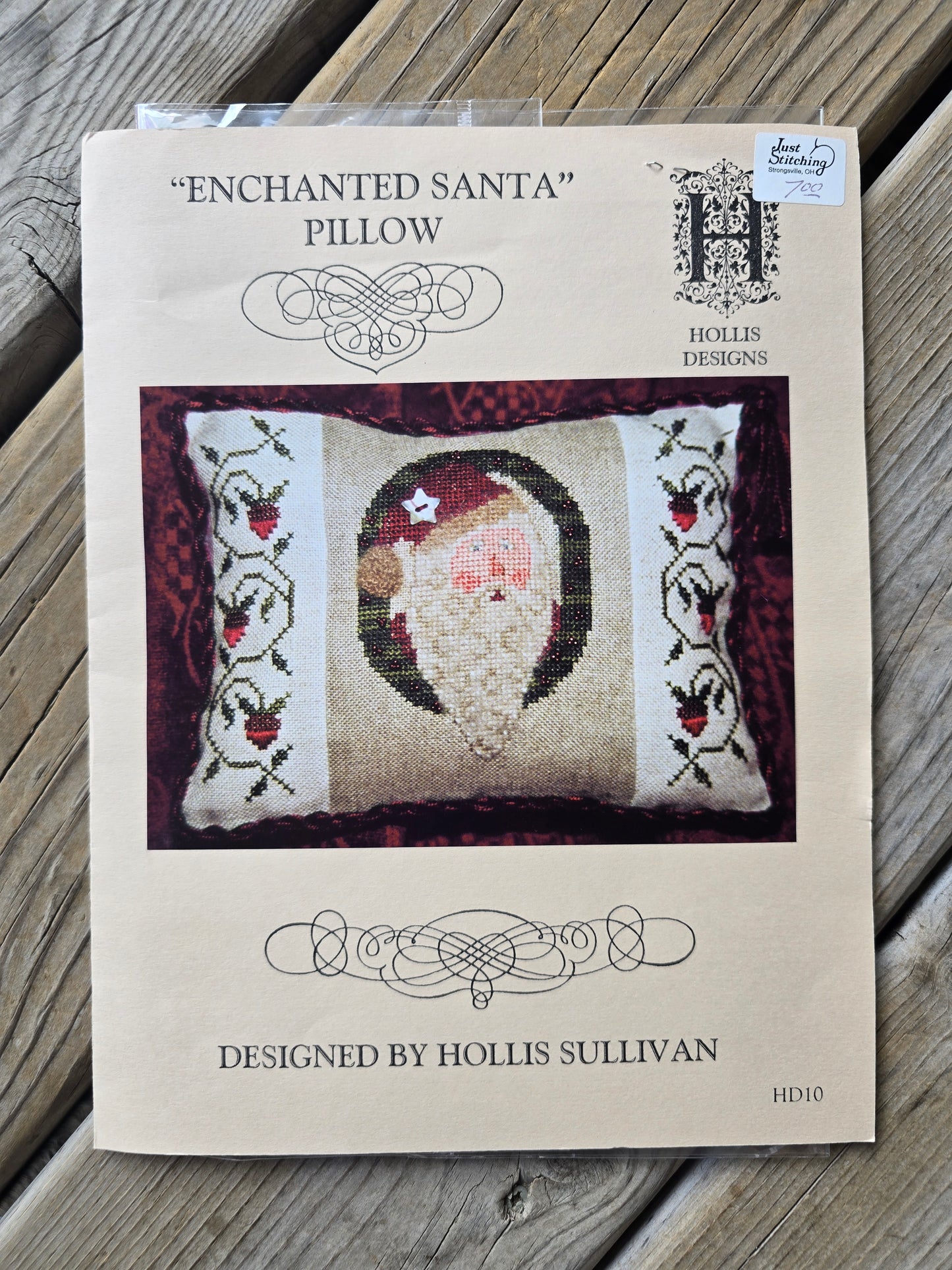 Hollis Designs - Enchanted Santa Pillow - Cross Stitch Pattern with Button and Pillow Cover