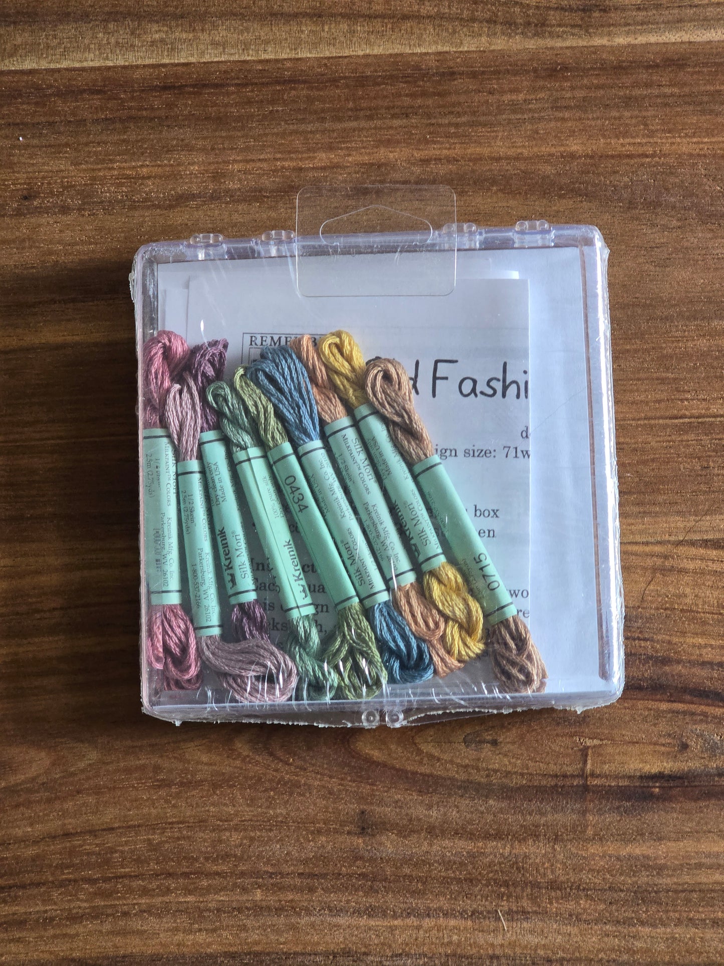 Kreinik - Remember the Ladies - Old Fashioned Flowers - Cross Stitch Kit