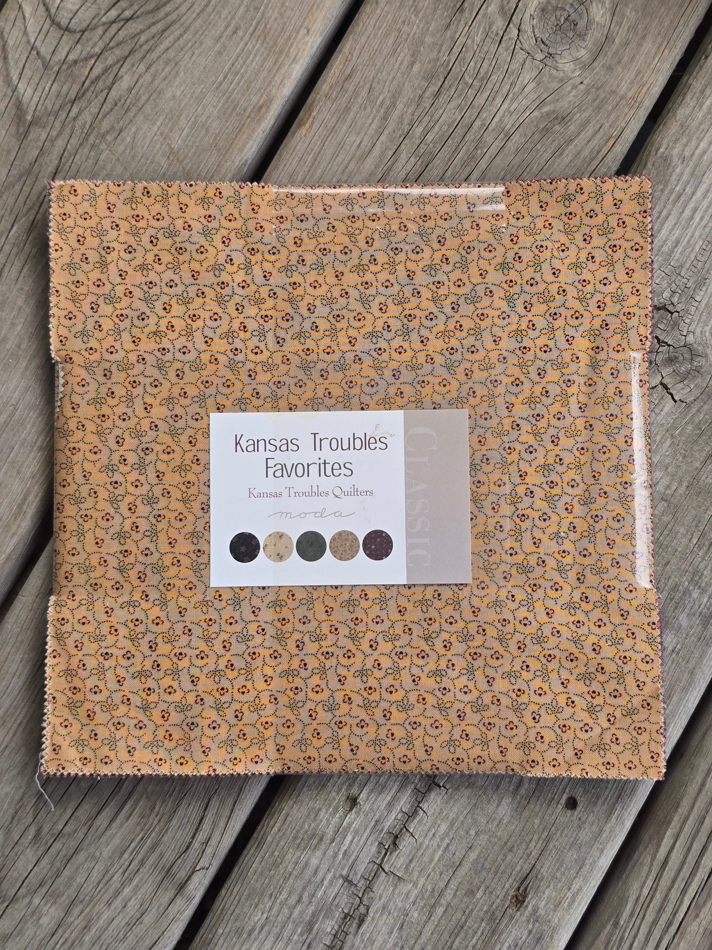 Moda - Kansas Troubles Favorites - Quilting Fabric - Layer Cake