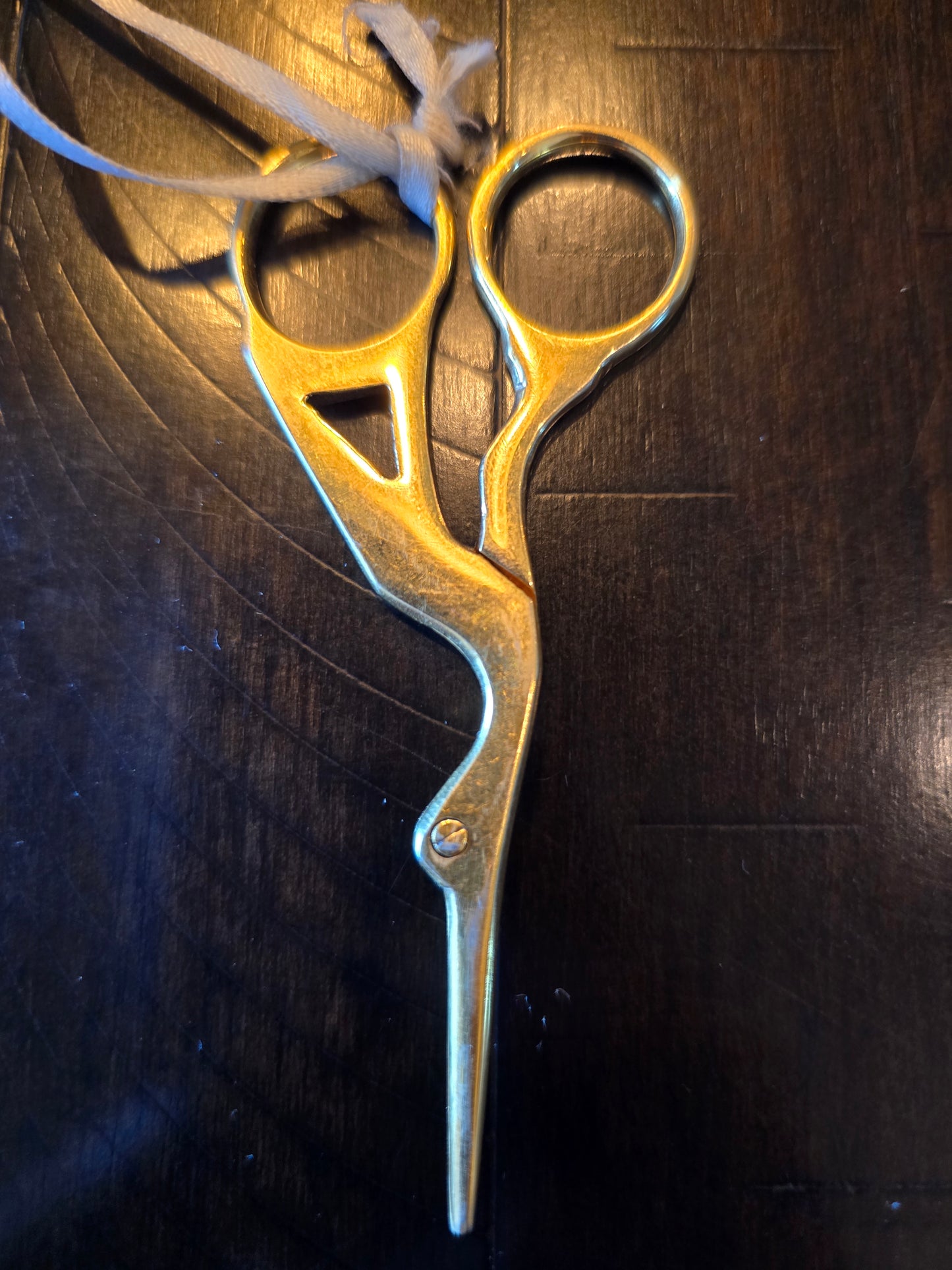 Gold Stork Embroidery Scissors with Cat Fob