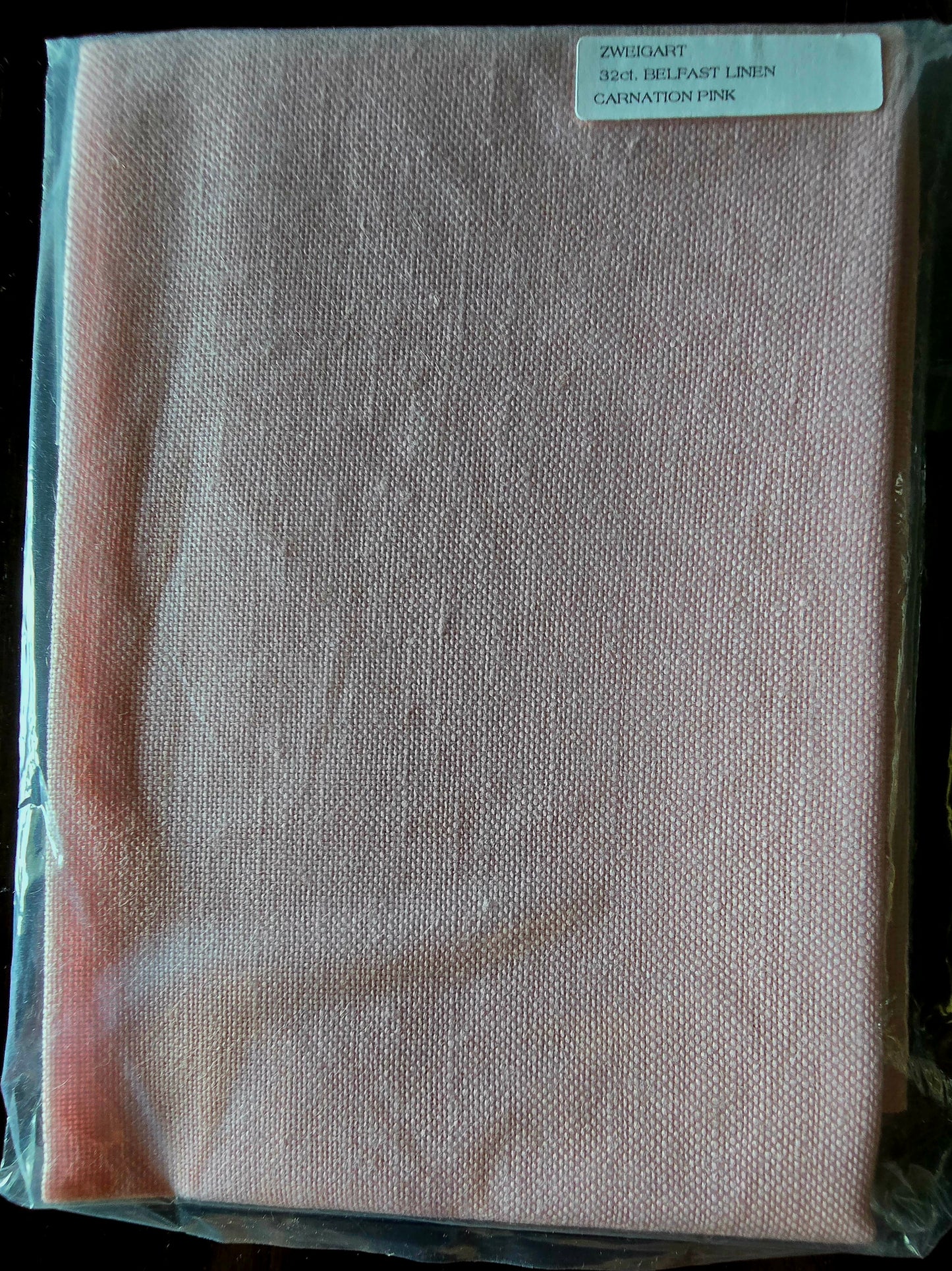 Zweigart - 32 Count Belfast Linen Carnation Pink
