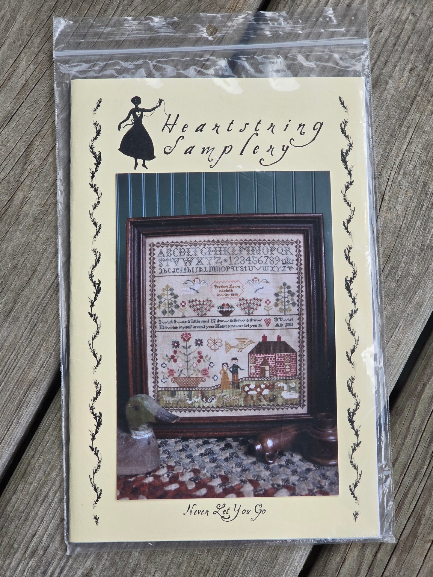 Heartstring Samplery - Never Let you Go - Cross Stitch Pattern