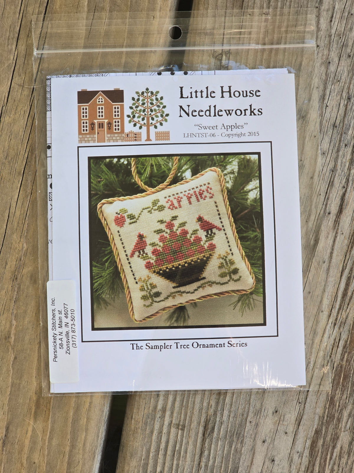 Little House Needleworks - The Sampler Tree Ornament Series - Sweet Apples - Cross Stitch Pattern