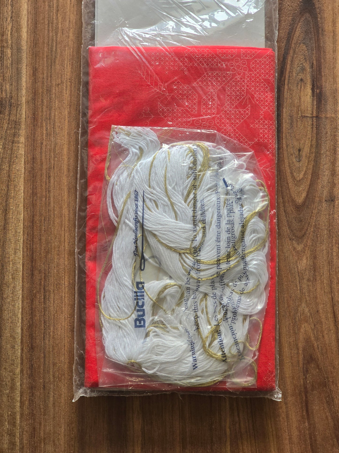 Bucilla - White Poinsettia Tablerunner - Cross Stitch Kit