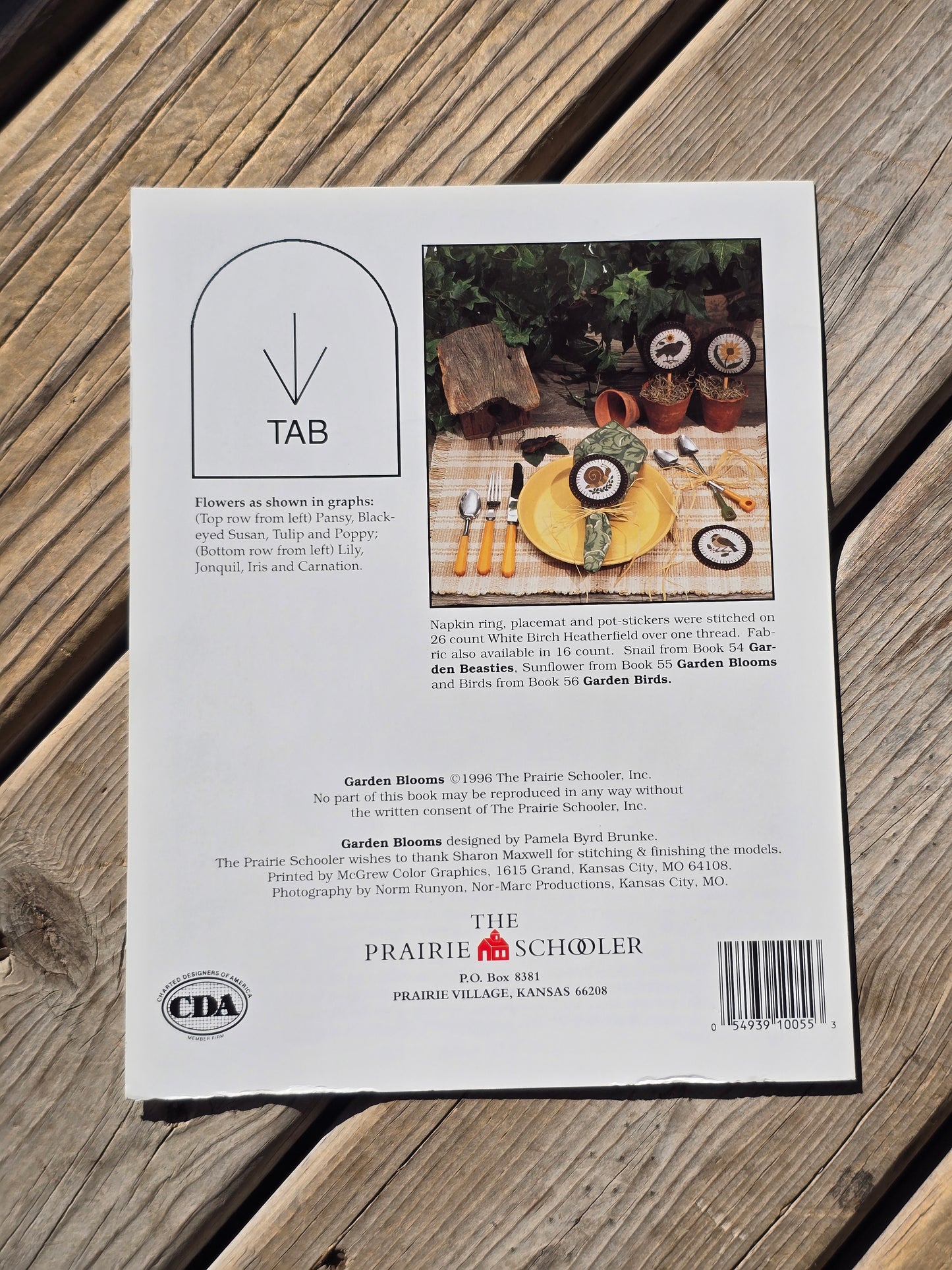 The Prairie Schooler - Garden Blooms - Book No. 55 - Cross Stitch Pattern