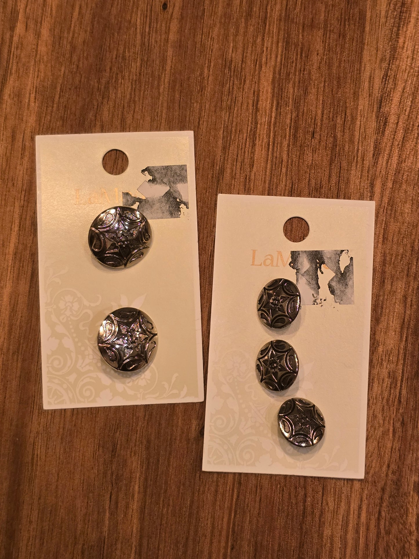 LaMode - Round Metal SilverButtons - 3/4" and 5/8"