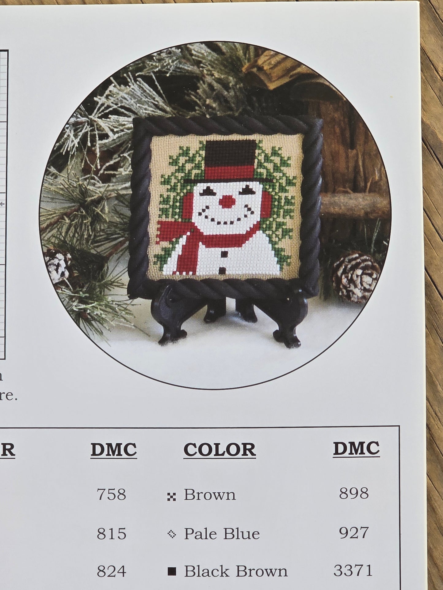 The Prairie Schooler - Holly Days - Book No. 157 - Cross Stitch Pattern