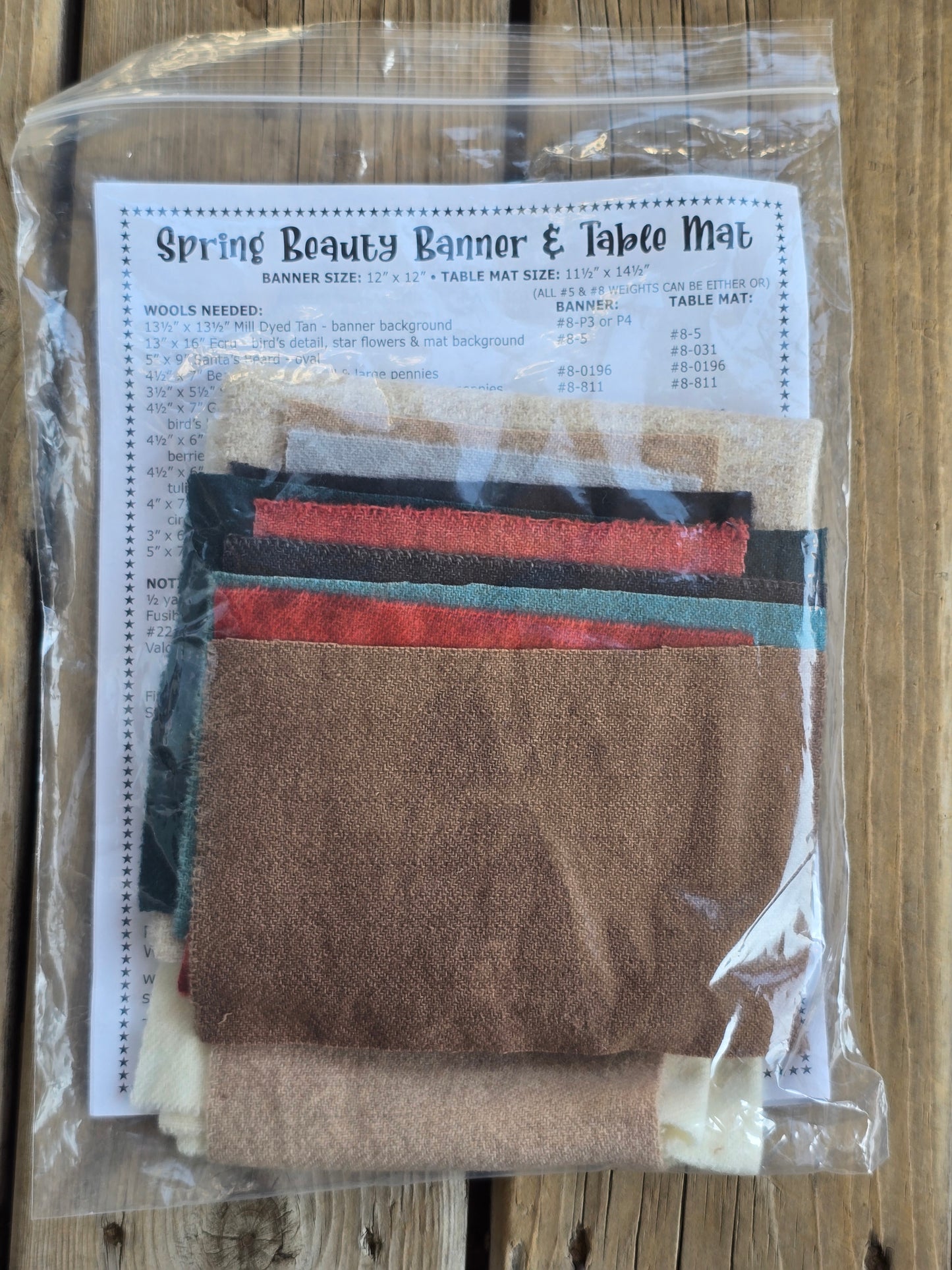 Primitive Gatherings - Spring Beauty Banner & Table Mat - Wool Kit