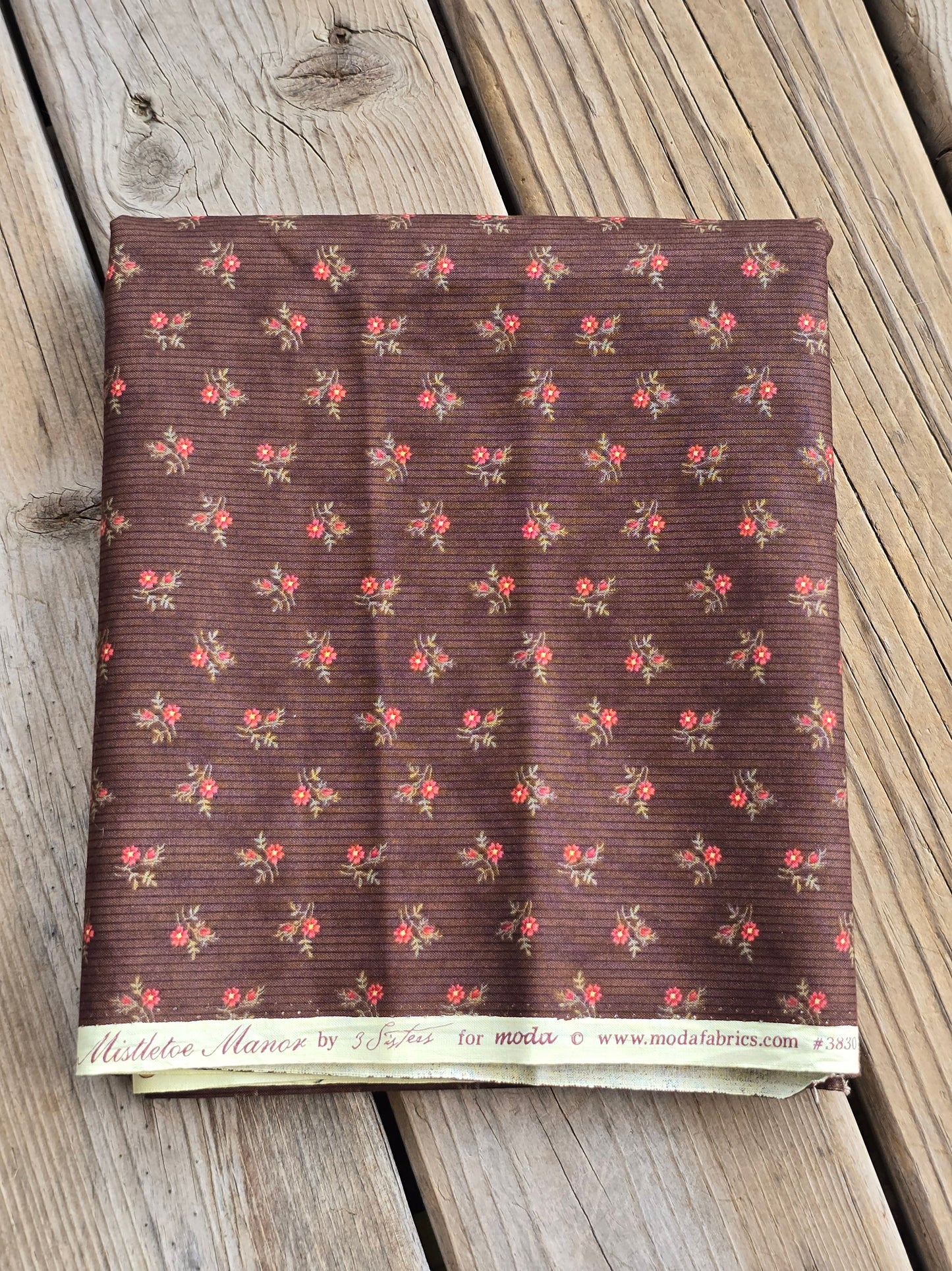 Moda - 3 Sisters - Mistletoe Manor - Quilting Fabric - 3 Yards