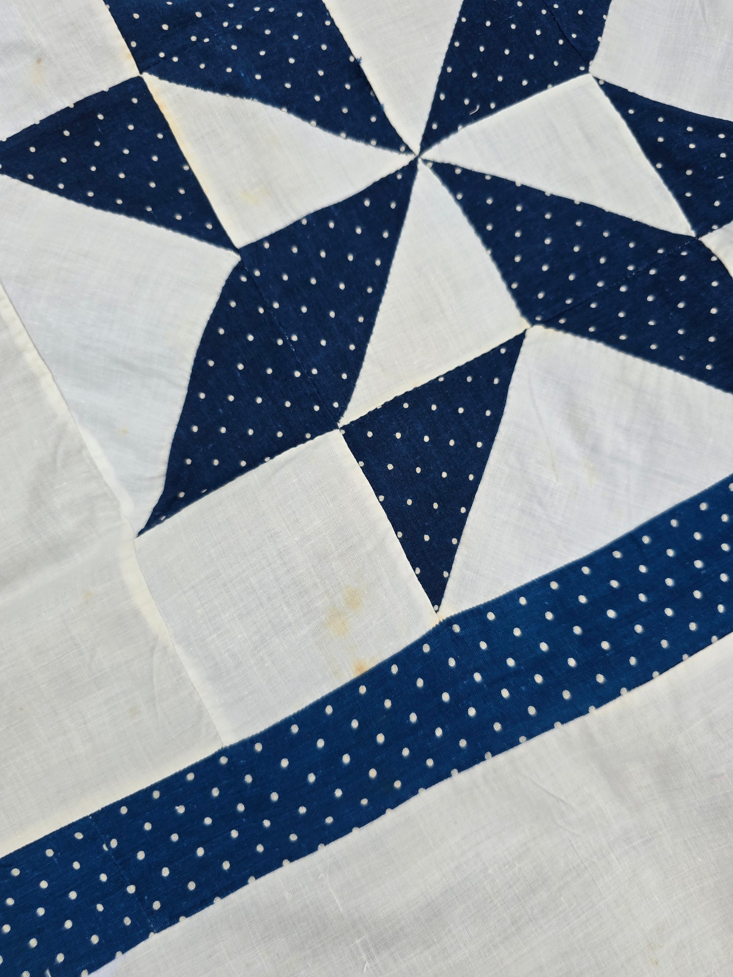 Vintage Star Quilt Top - Machine Pieced