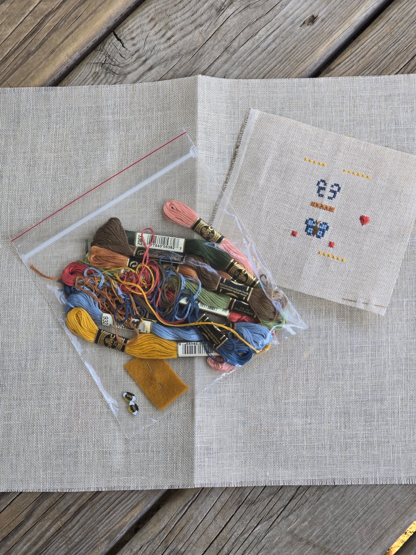 Earth Threads - The Birds, Bees and Butterflies - Cross Stitch Kit