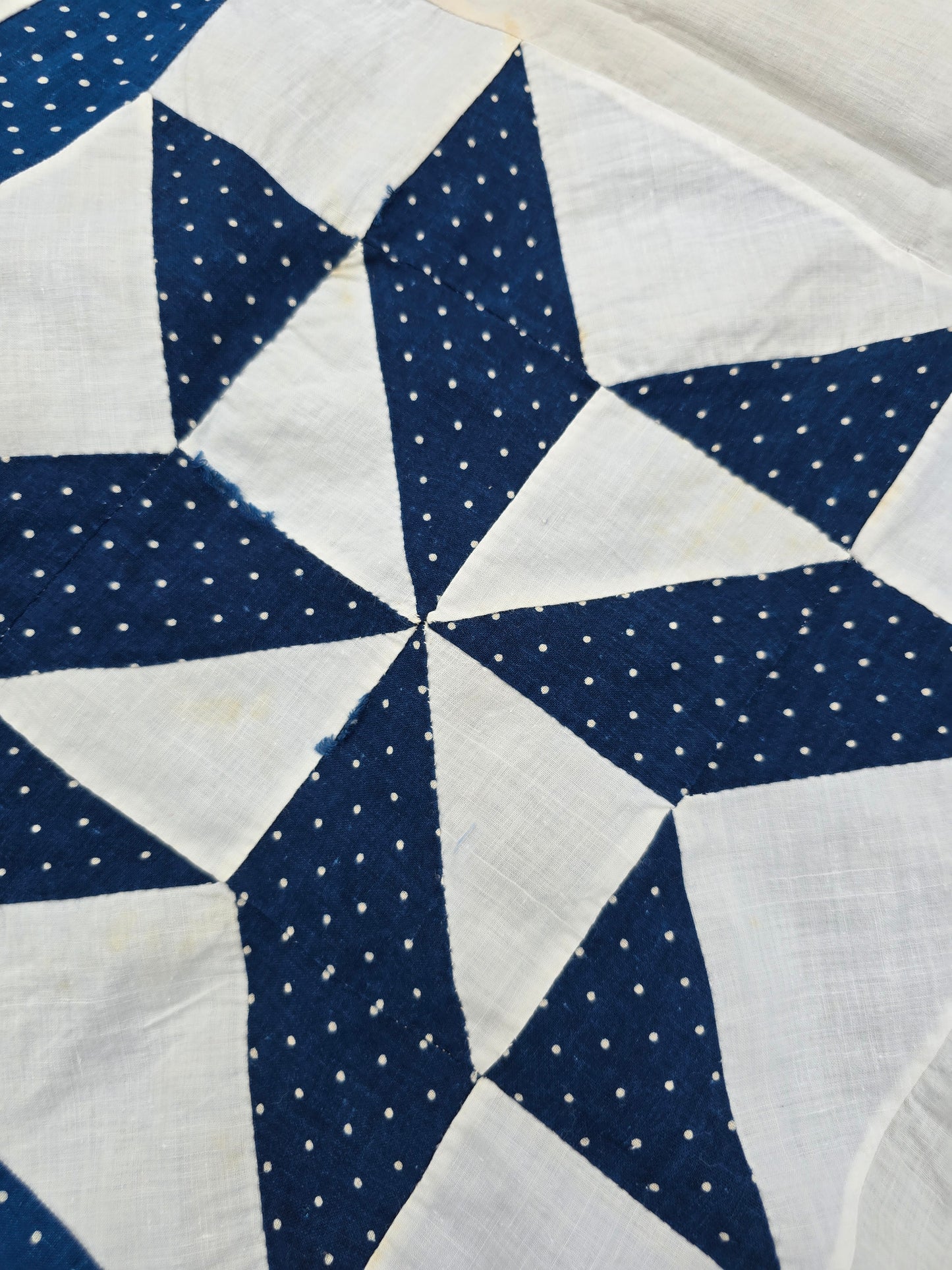 Vintage Star Quilt Top - Machine Pieced