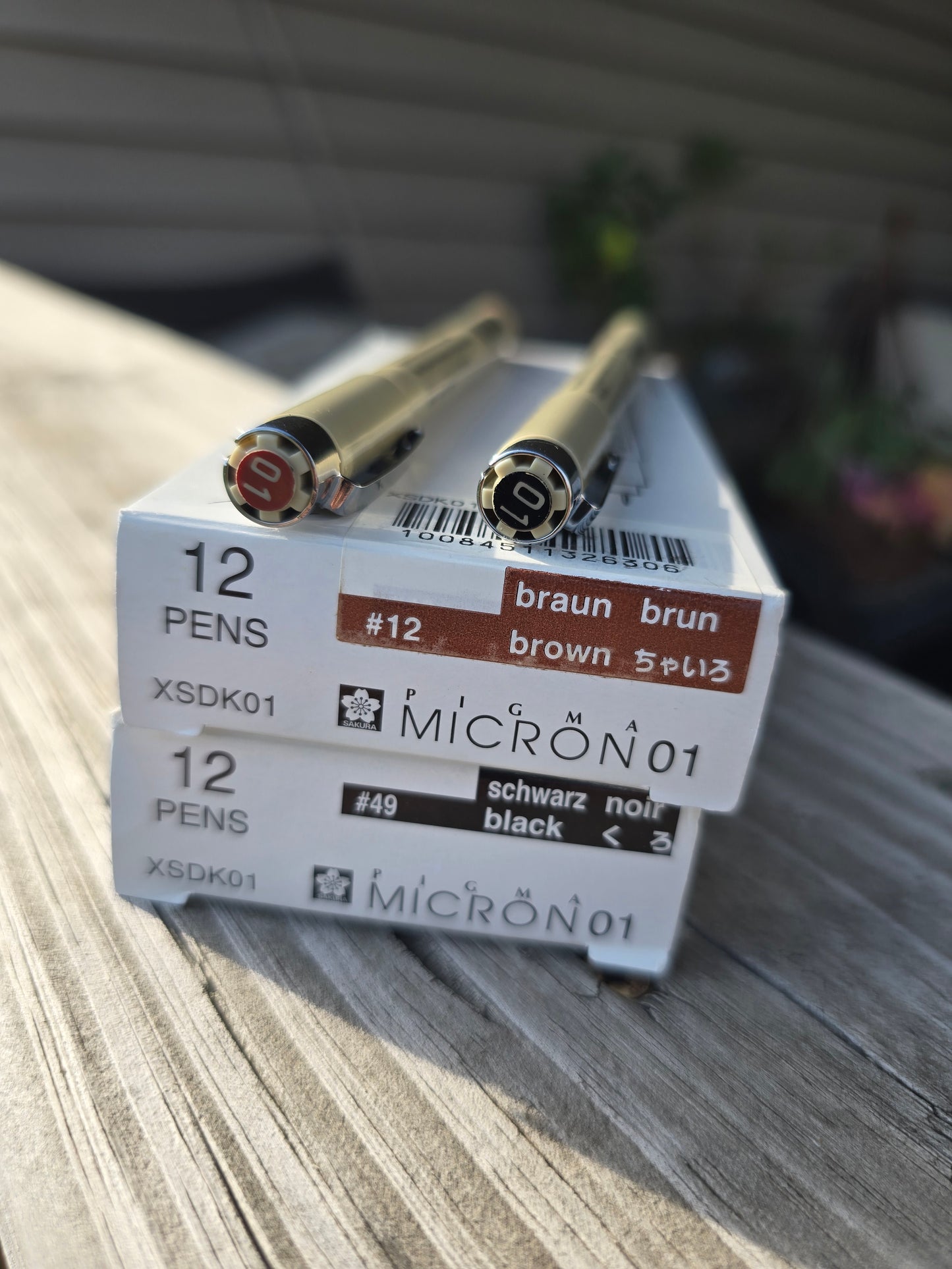 Pigma Micron Pen - 01 - Brown, Black