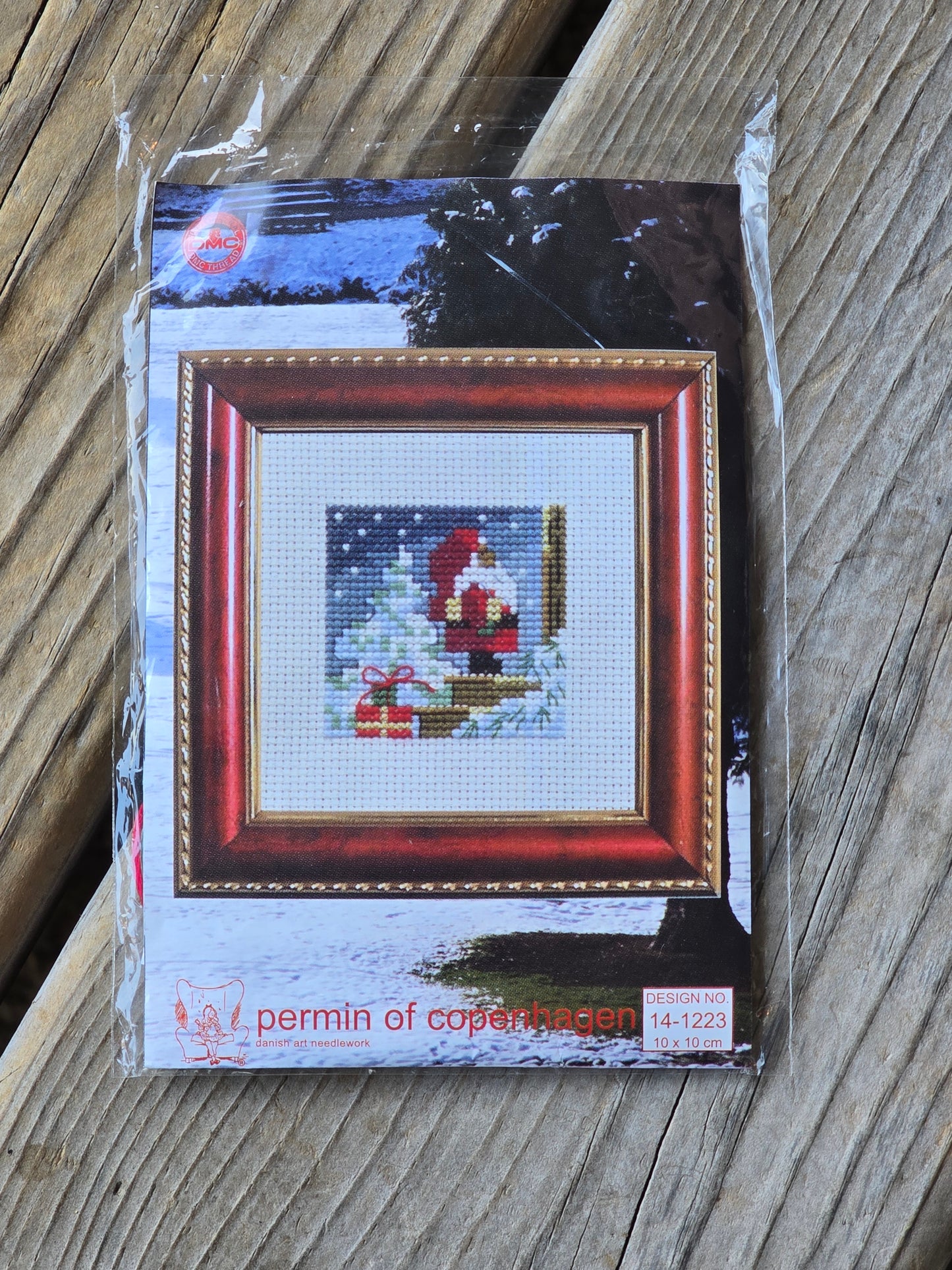 Permin of Copenhagen - Santa at the Front Door - Cross Stitch Kit