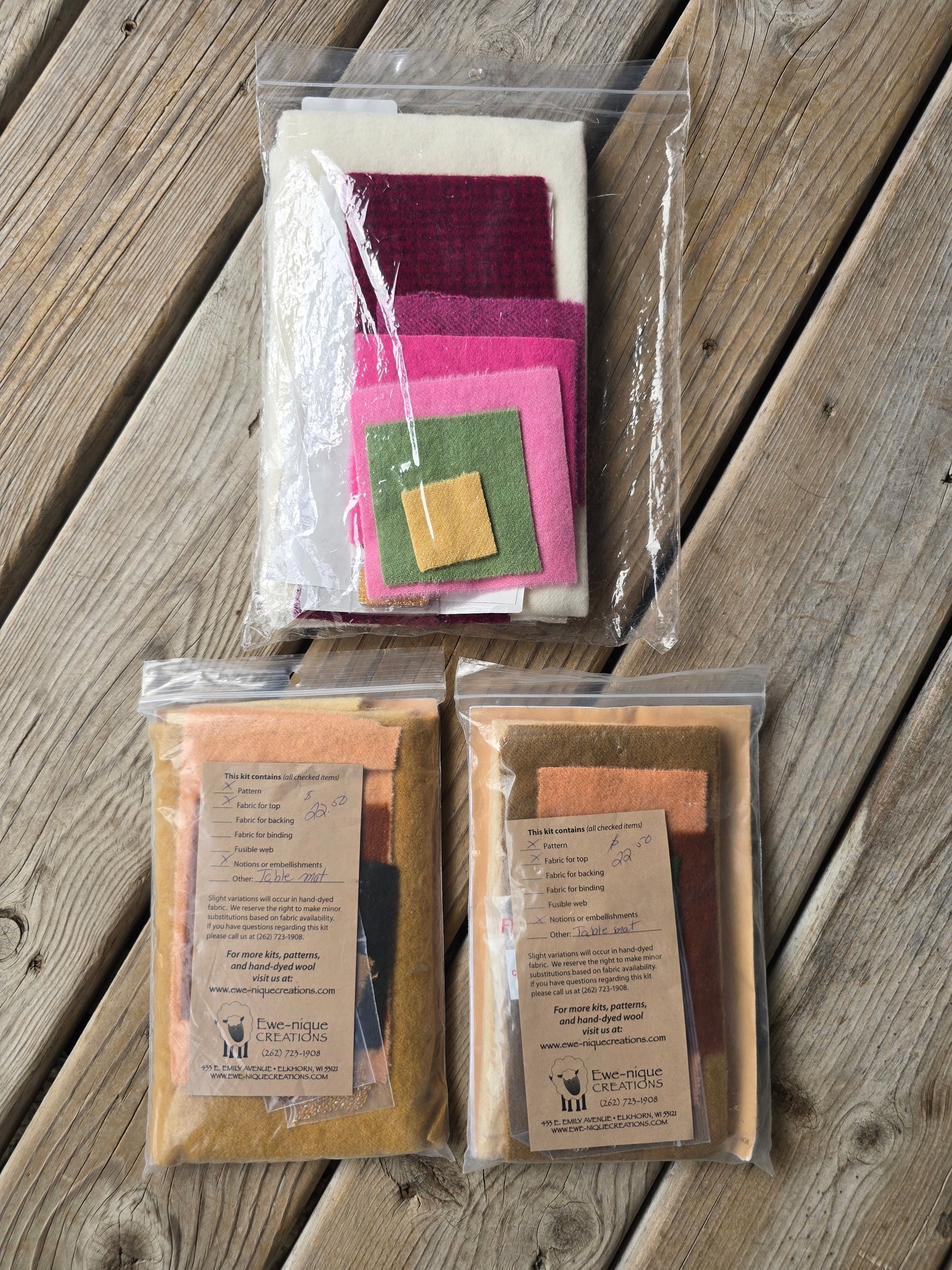 Petals and Blooms - A Friend's Love Tablemat - Wool Kit