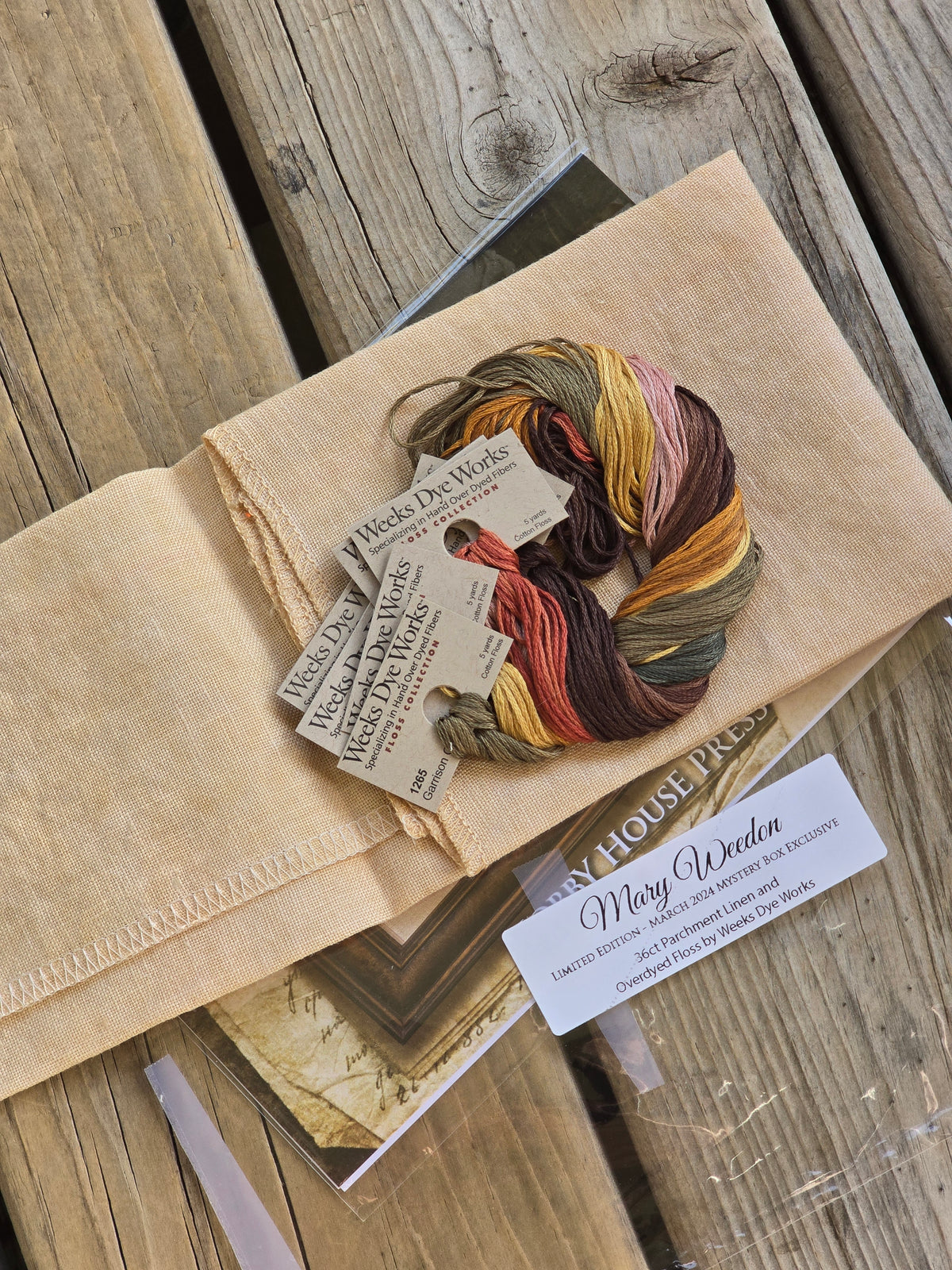 Hobby House Press - Mary Weedon - Cross Stitch Kit