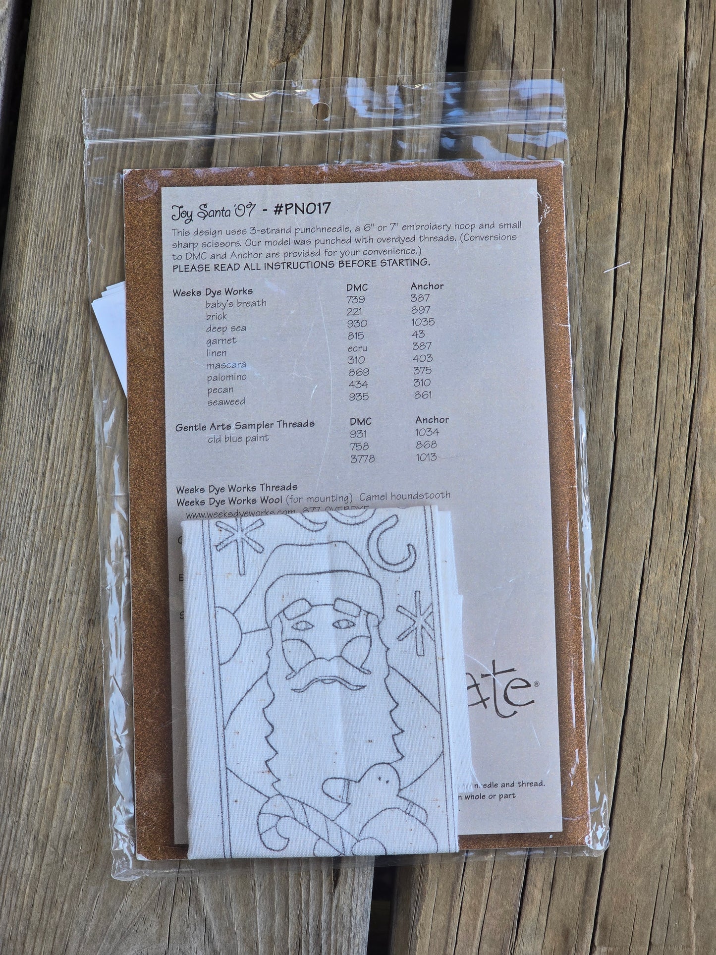 Lizzie Kate - Joy Santa '07 - Embroidery - Punchneedle Pattern