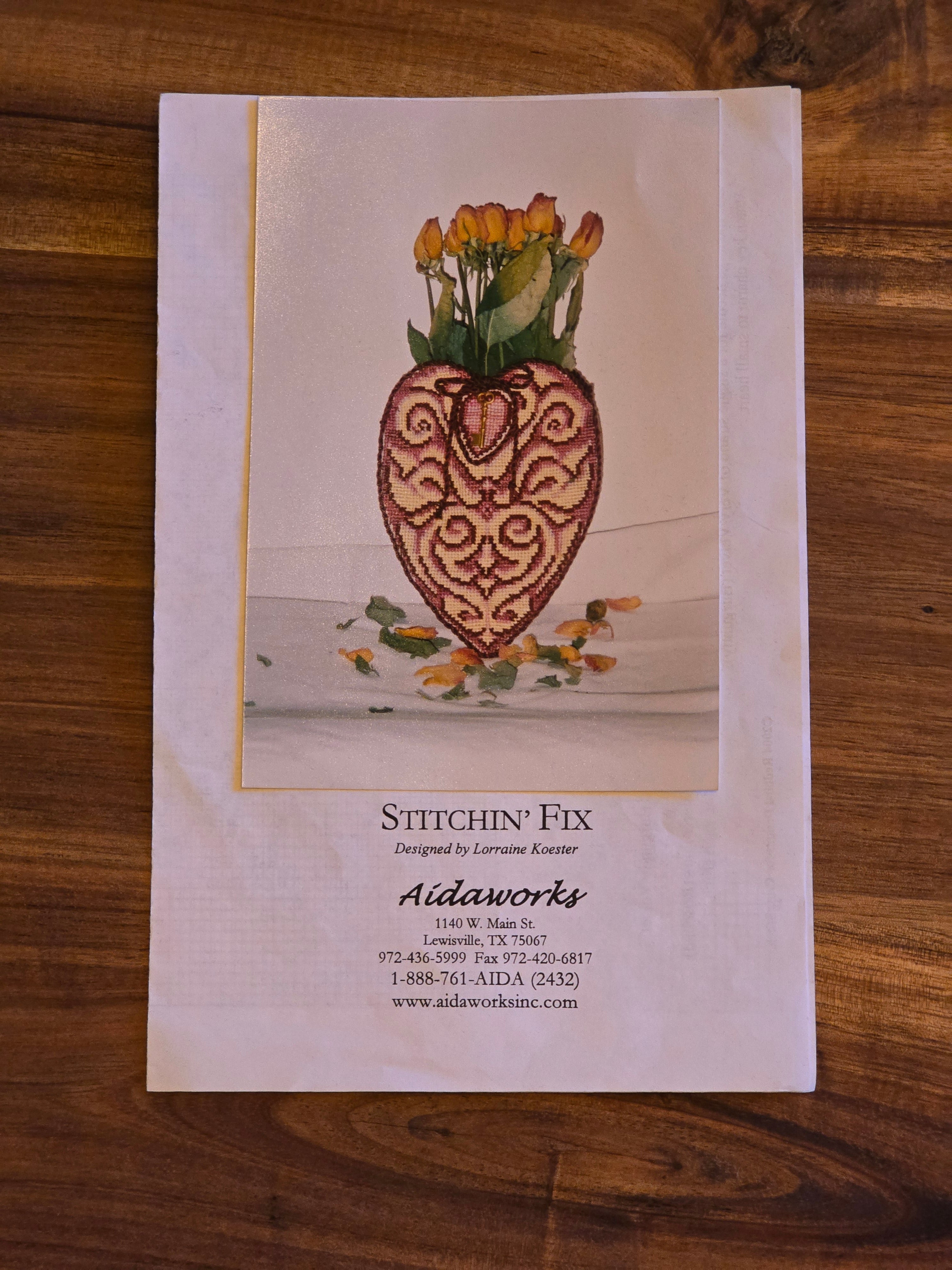 Aidaworks - Vintage Rose Pocket - Cross Stitch Kit – GATHER 'N STITCH LLC