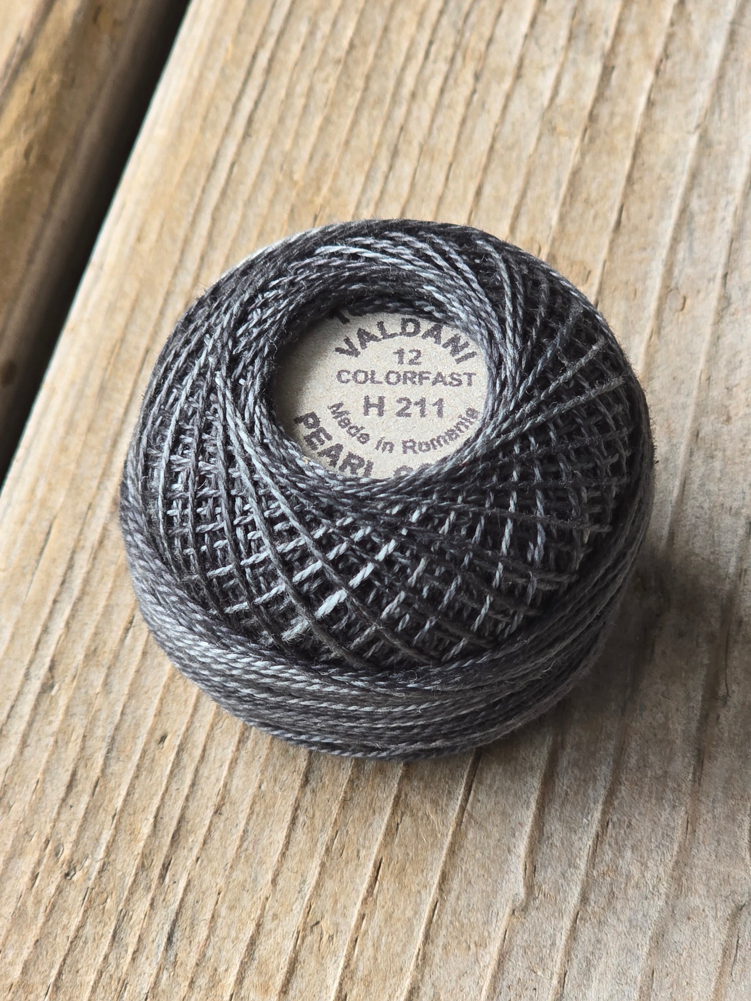 NOTIONS - Threads & Floss