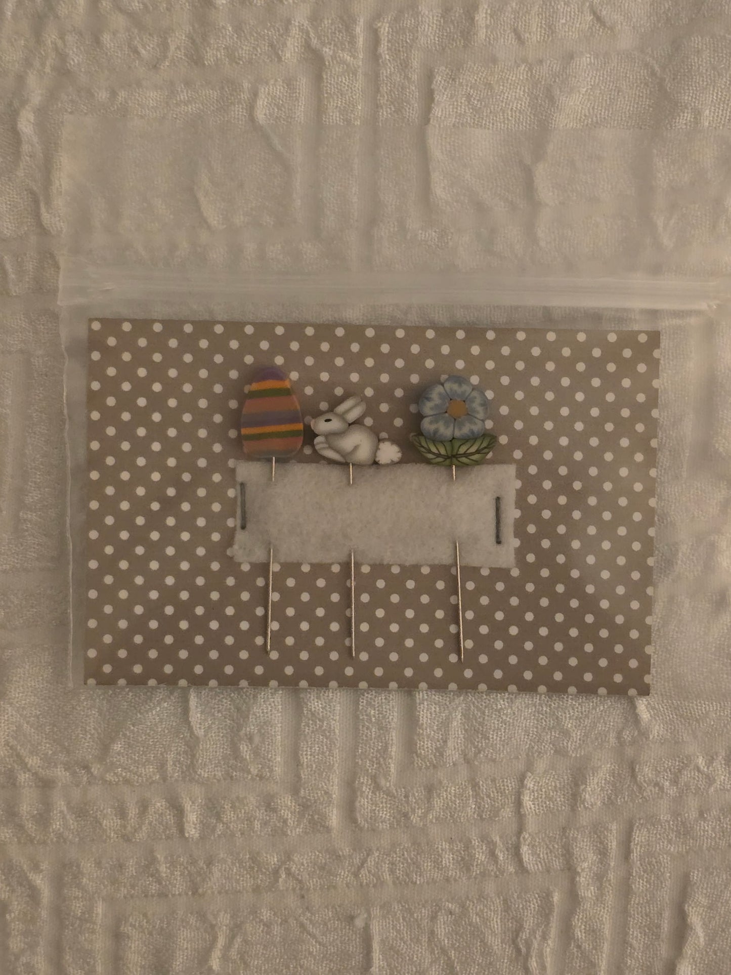 Puntini Puntini - Egg, White Rabbit, Flower Pin Set - Notions - Nashville Needlework Market 2026
