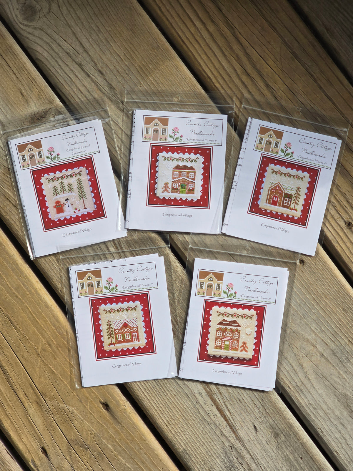 Country Cottage Needleworks - Gingerbread Village 2015 - Set of 11 - Cross Stitch Pattern
