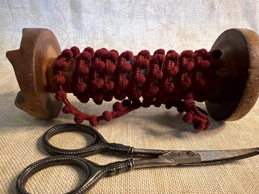 Mini Pom Pom - 1 yard - Shakespeare's Primitive Red