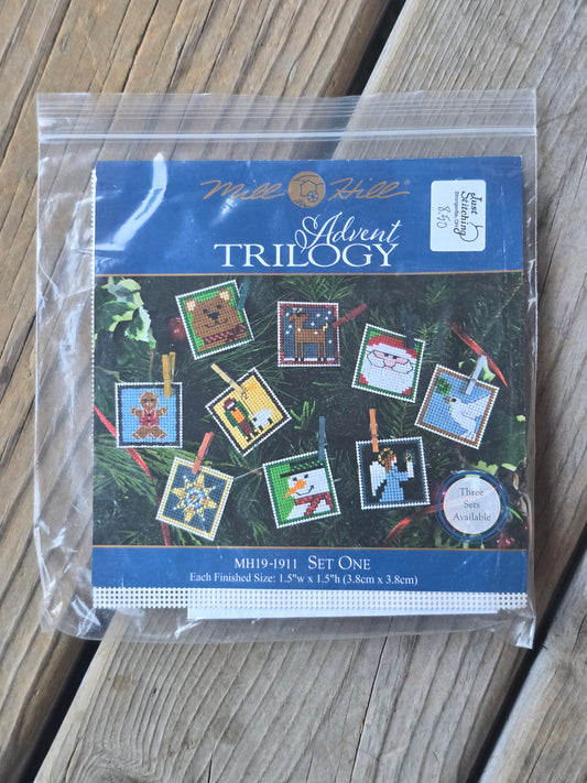 Mill Hill - Advent Trilogy- Set One - Cross Stitch Kit