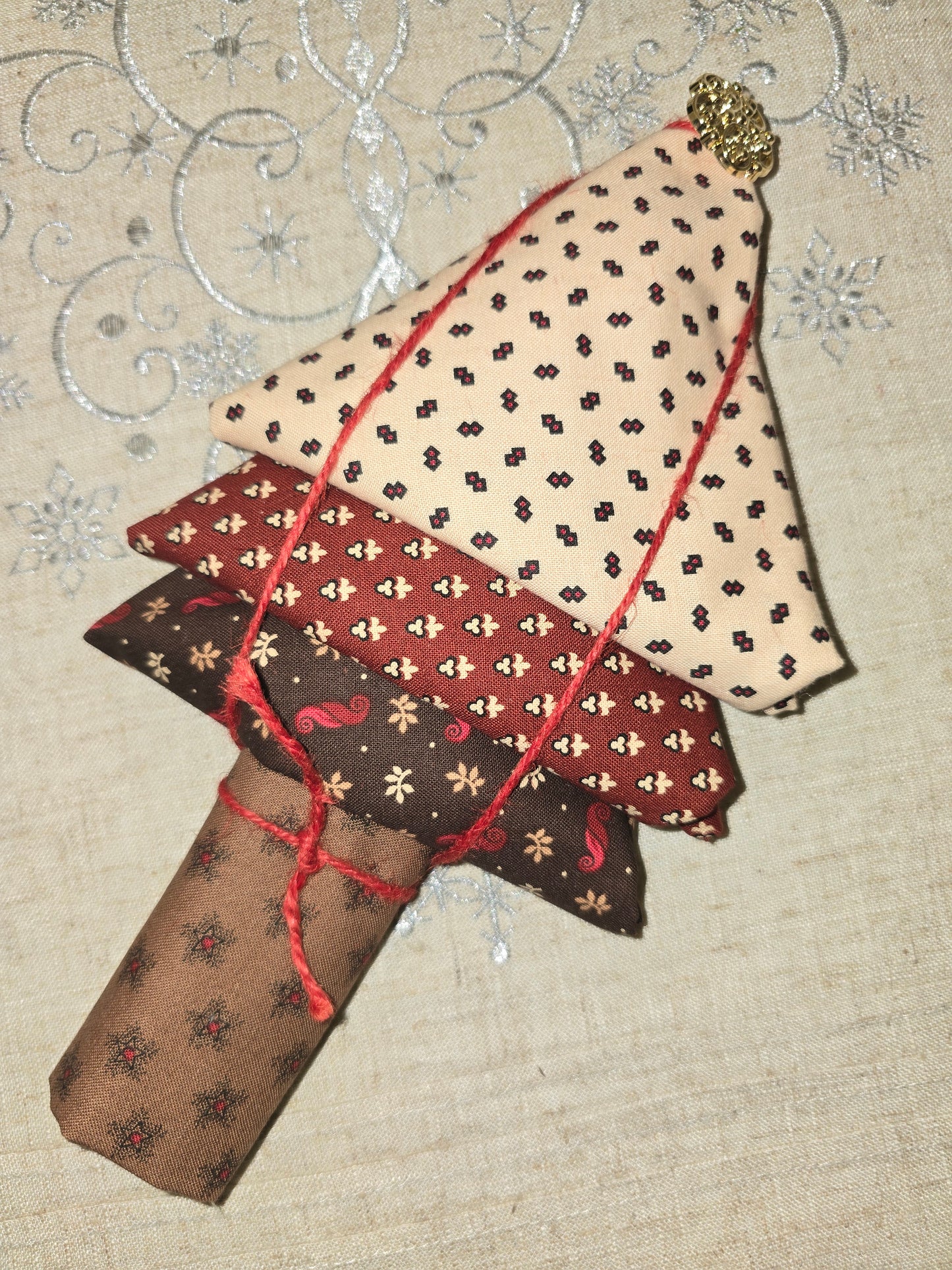 Tree - Primitive - Quilting Fabric - Fat Quarter Bundle
