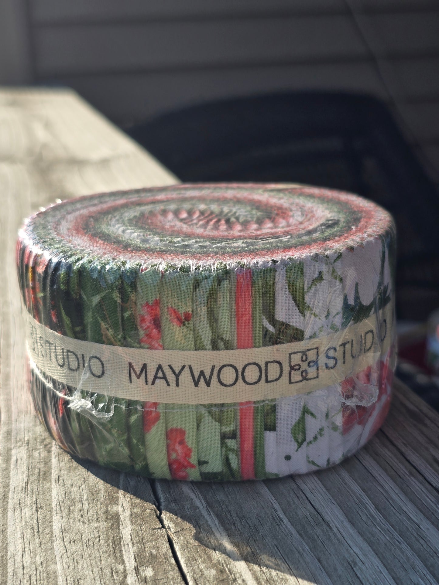 Maywood Studio - Prose - Quilting Fabric - Jelly Roll