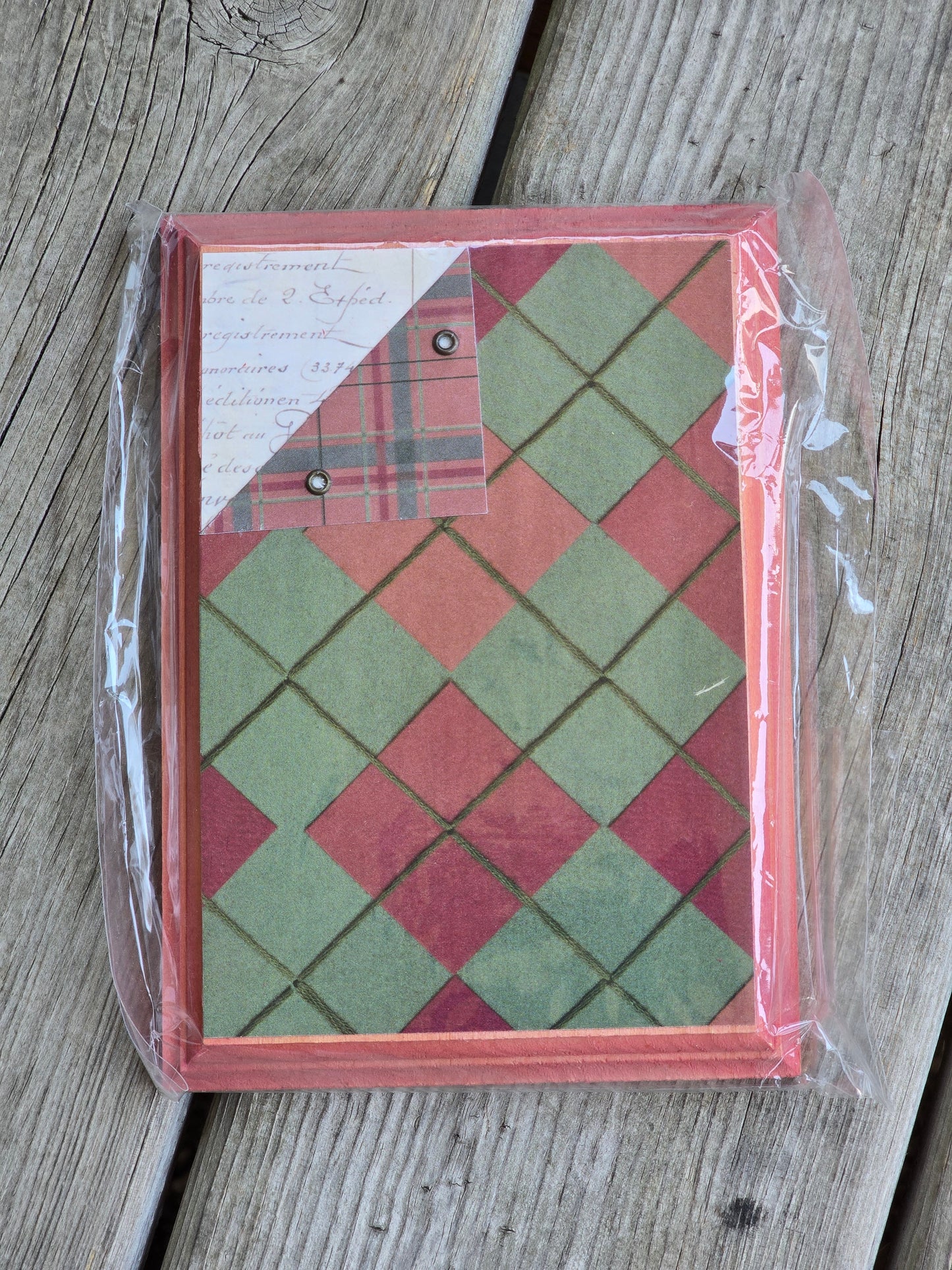 Pine Mountain Designs - Punch & Cookie Club - September - Apples - Punch Needle Kit