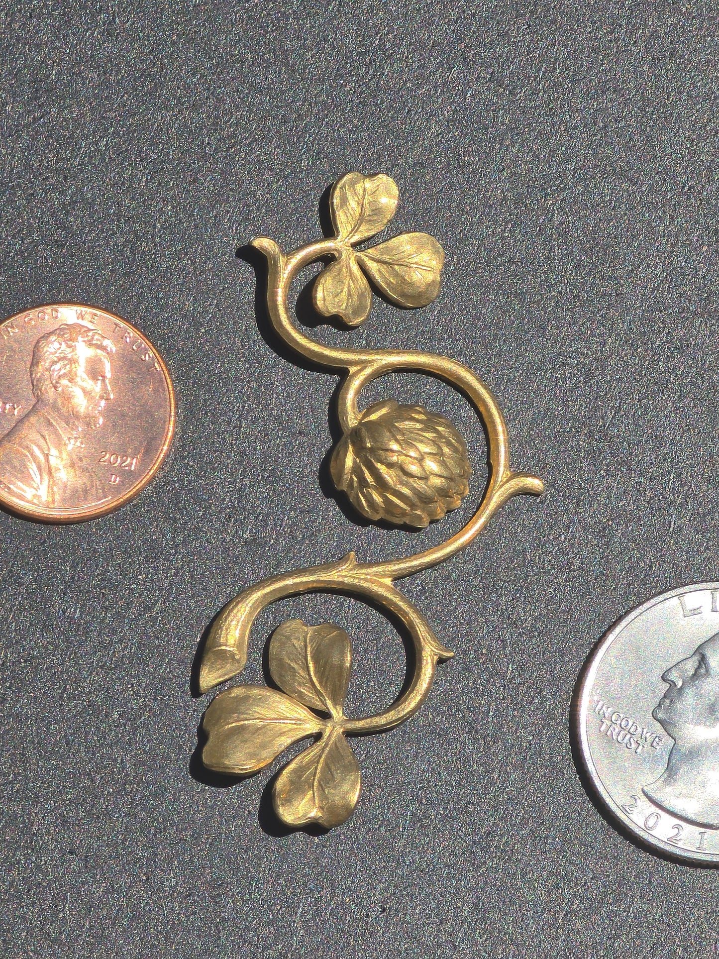 By Jupiter - Clover Branch - Notions - Flat Backs