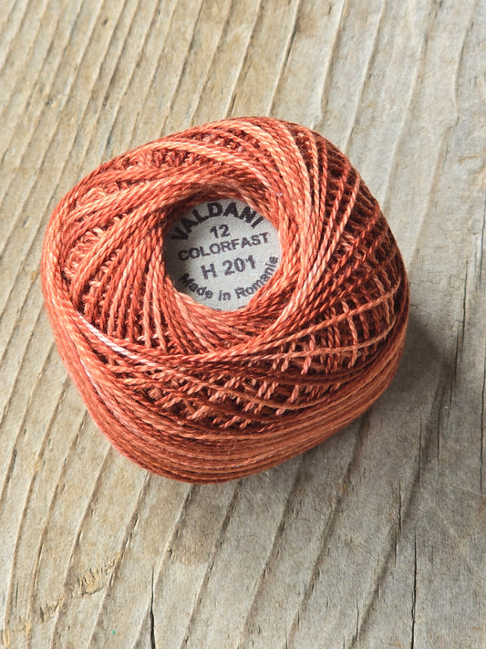 Valdani - Perle Cotton - Hand-Dyed - Size 12 - #H201 - Thread