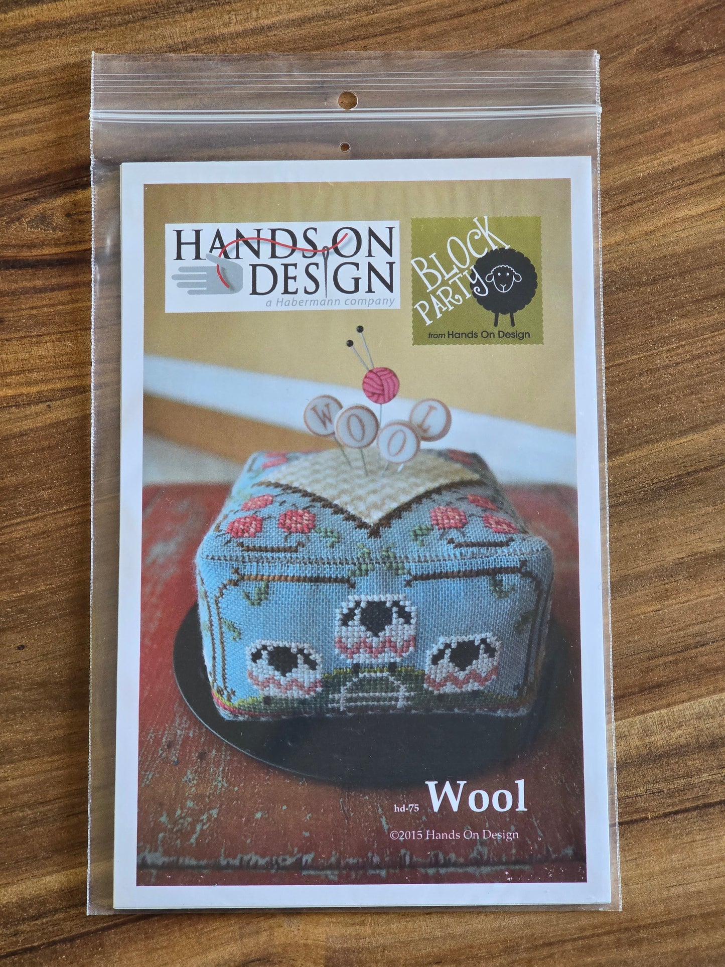 Hands on Design - Block Party - Wool - Cross Stitch Pattern