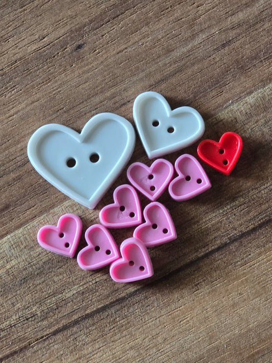 10 Plastic Heart Buttons