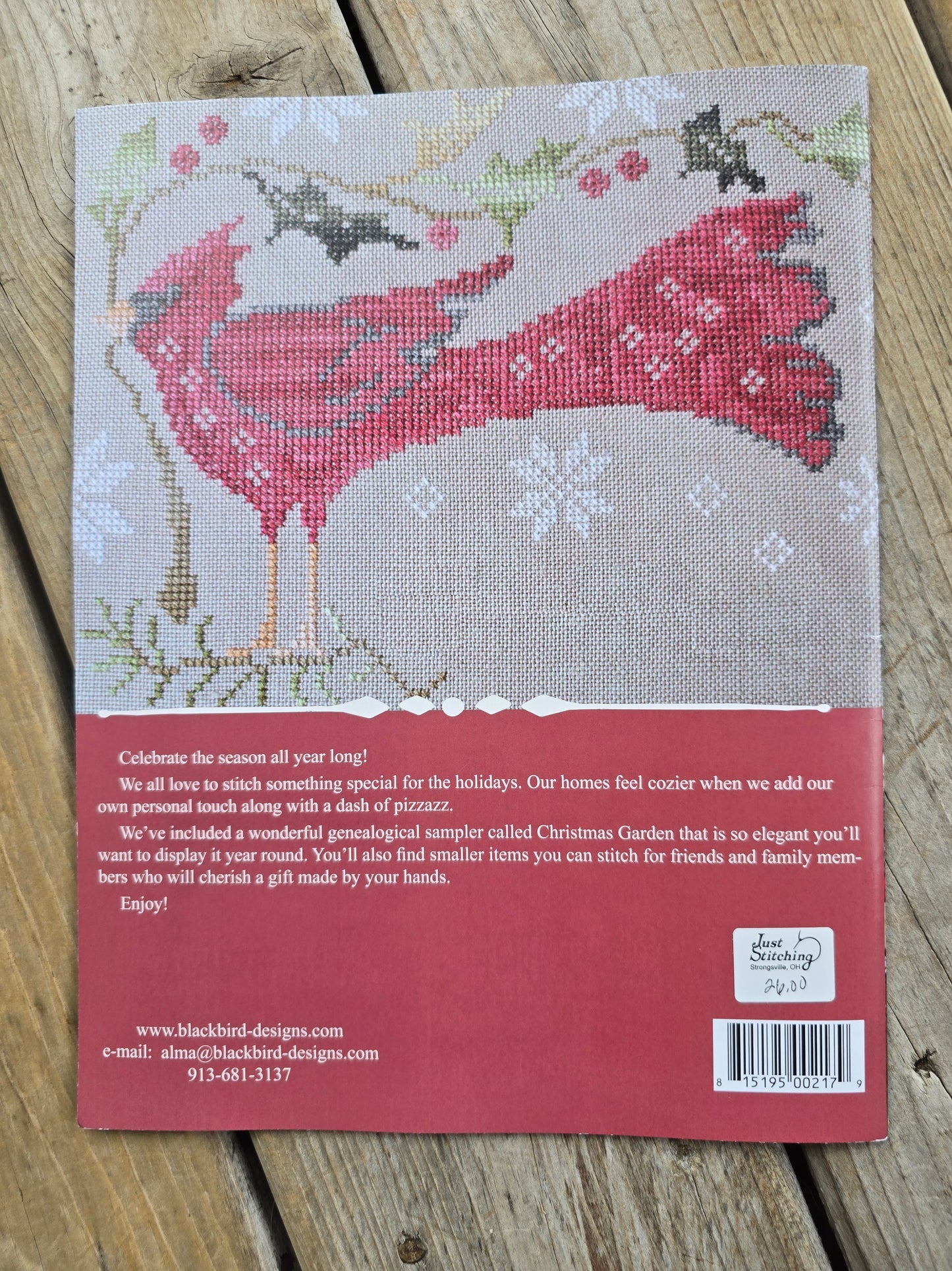 Blackbird Designs -  Home for the Holidays: Classic Cross Stitch Projects for your Holiday Traditions - Cross Stitch Pattern Book