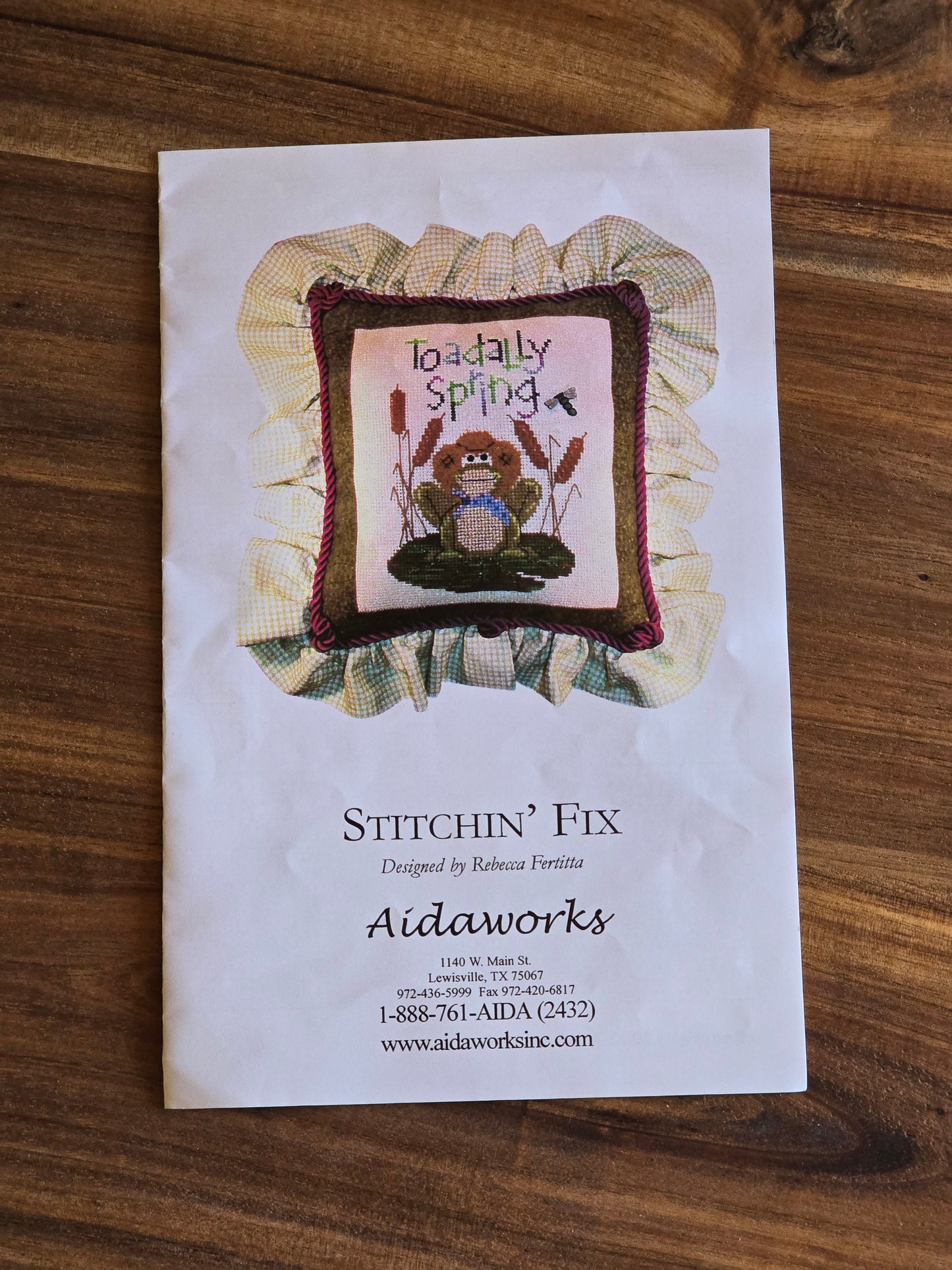 Aidaworks - Stitchin' Fix - Toadally Spring - Cross Stitch Kit