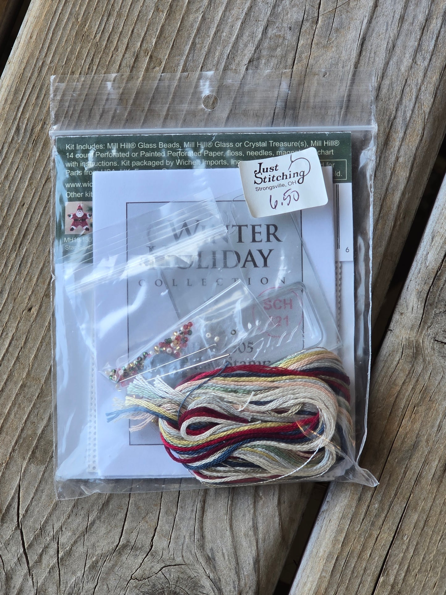 Mill Hill - Winter Holiday Collection - Holiday Stamp - Cross Stitch Kit