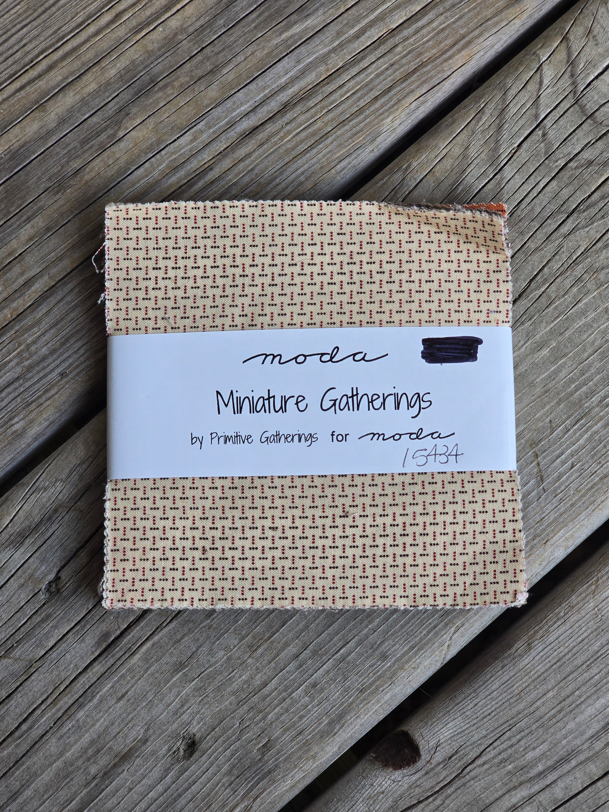 Moda - Miniature Gatherings - Quilting Fabric - Charm Pack