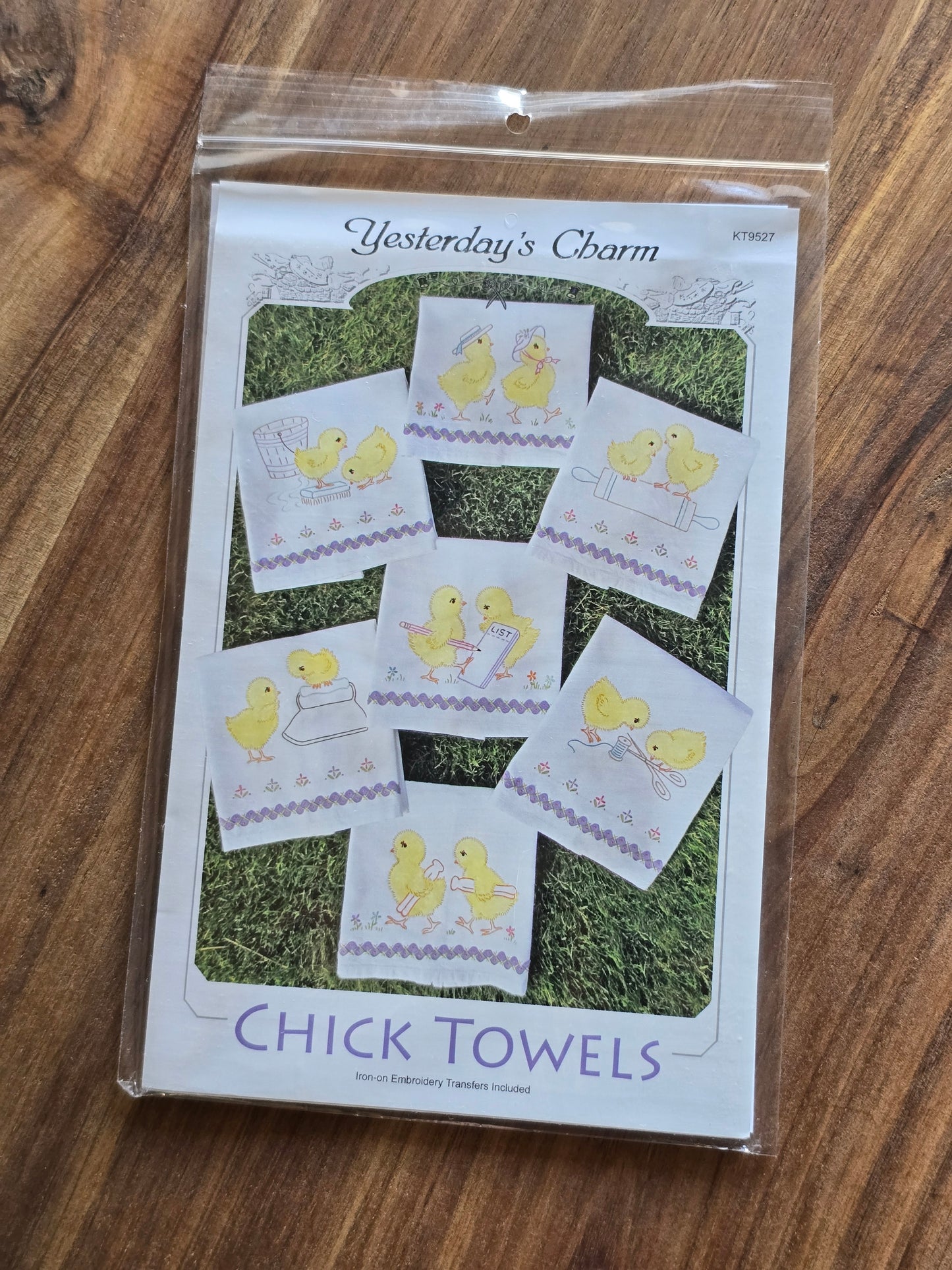 Yesterday's Charm - Chick Towels - Embroidery Pattern