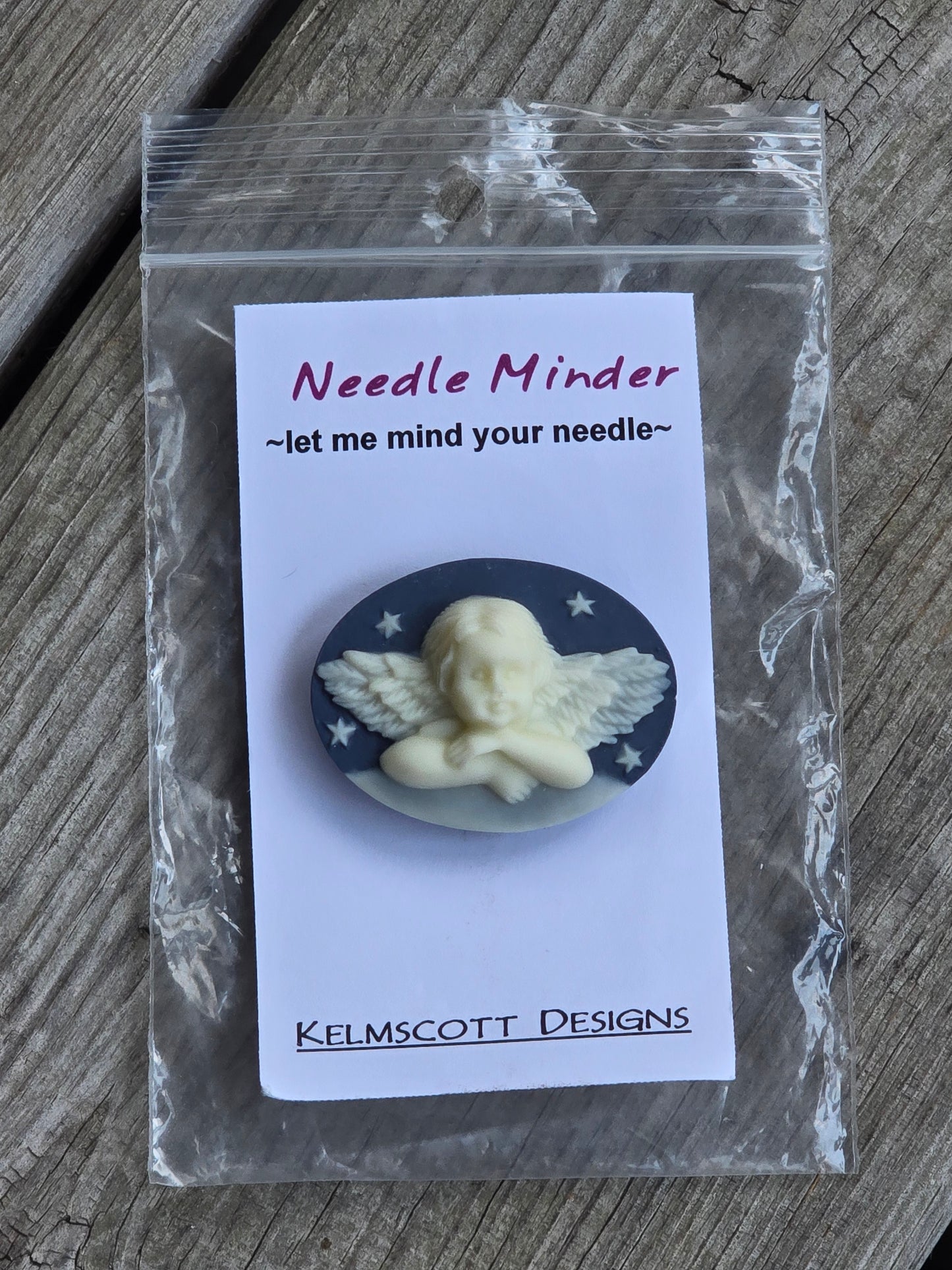 Kelmscott Designs - Angel Needle Minder - Notions