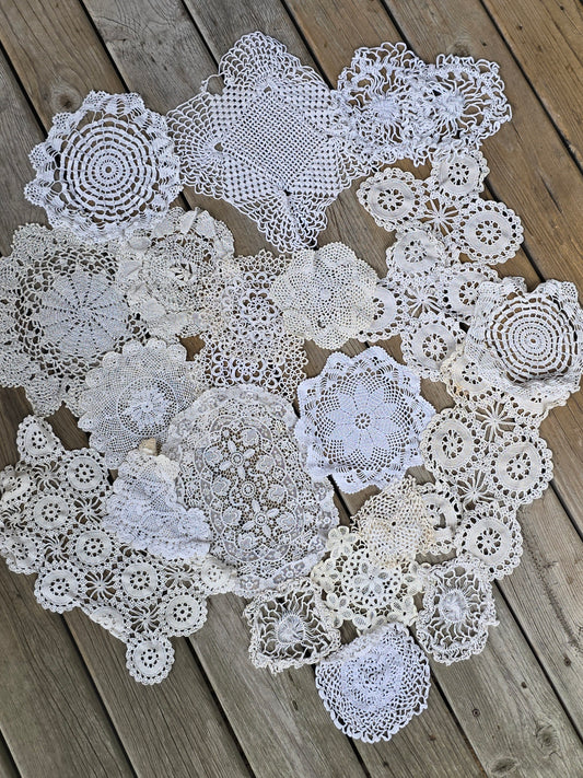 Vintage Linens - Doily Bundle (Set of 23) - #03