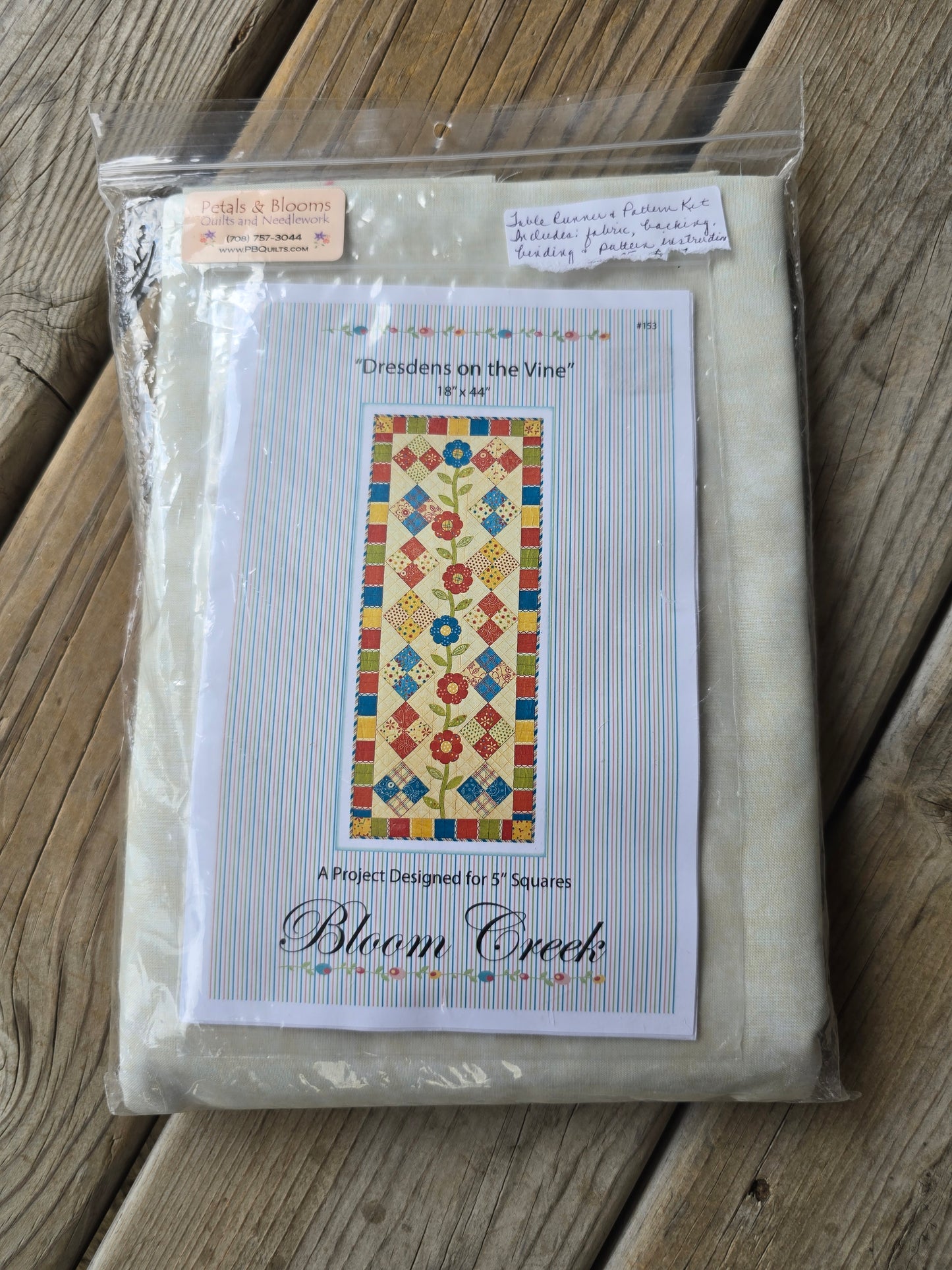 Bloom Creek - Dresdens on the Vine - Quilt Kit