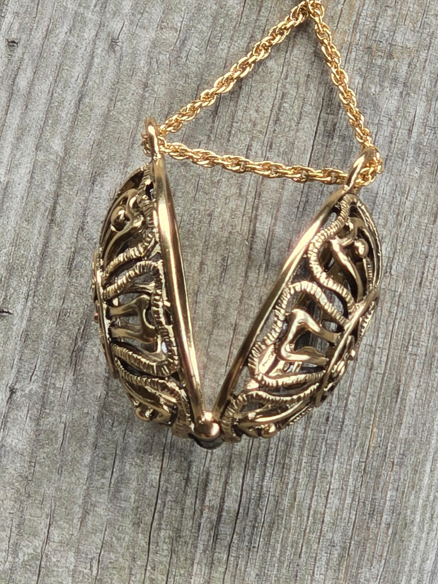 Thimble Holder Necklace - Notions