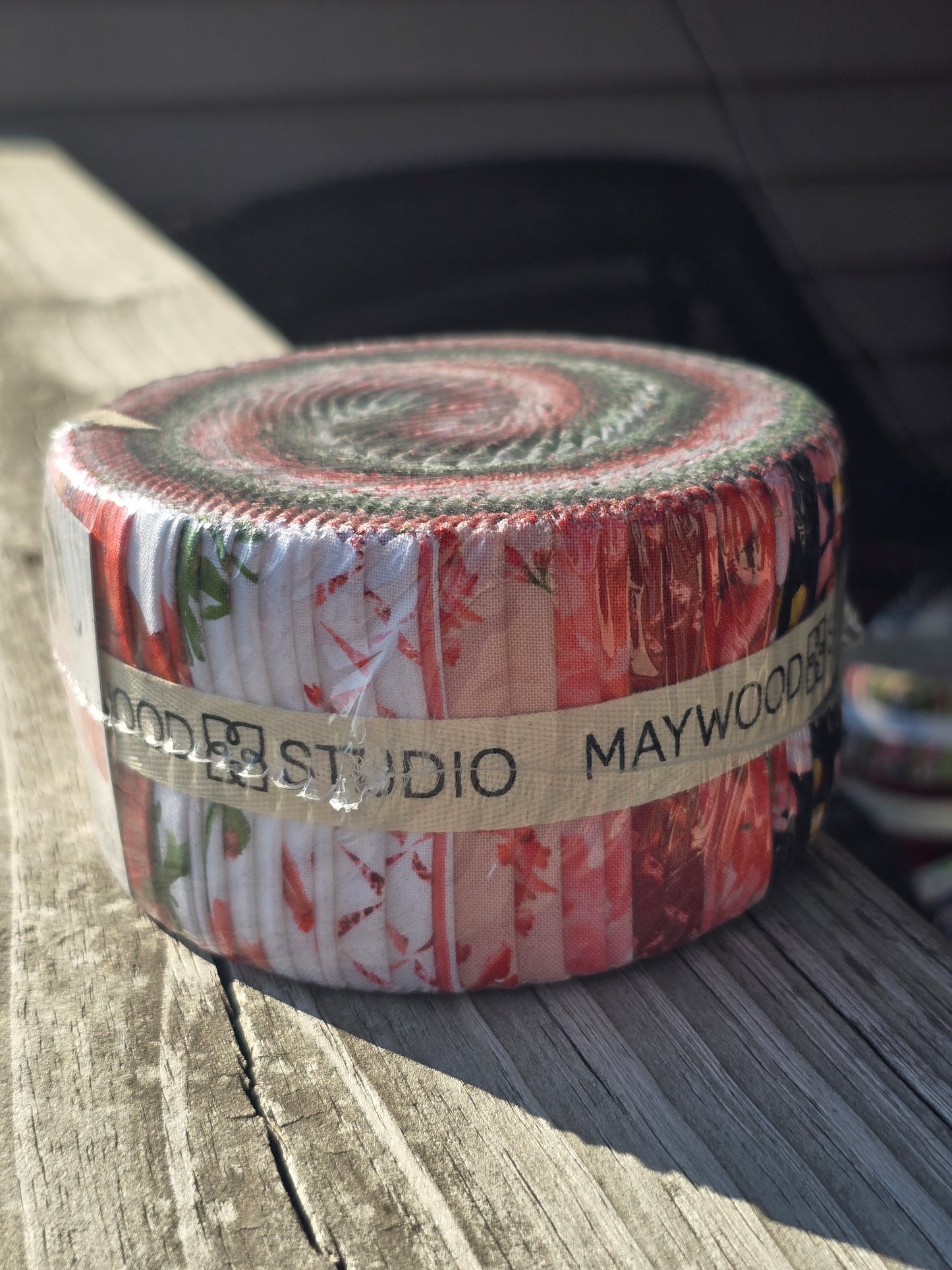 Maywood Studio - Prose - Quilting Fabric - Jelly Roll